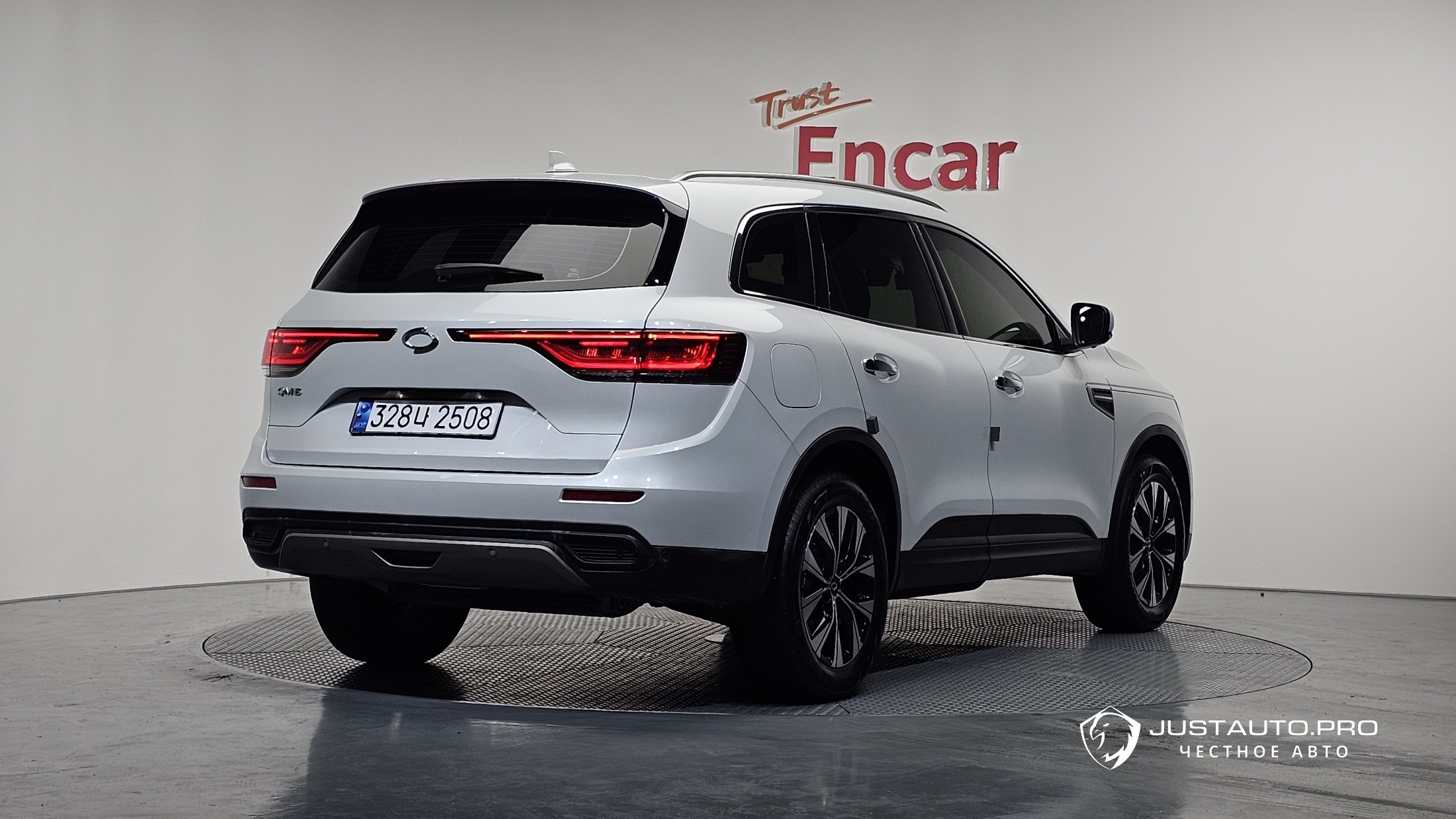 Автомобиль Renault-KoreaSamsung QM6