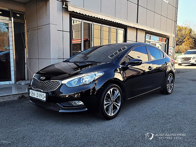 Автомобиль Kia K3