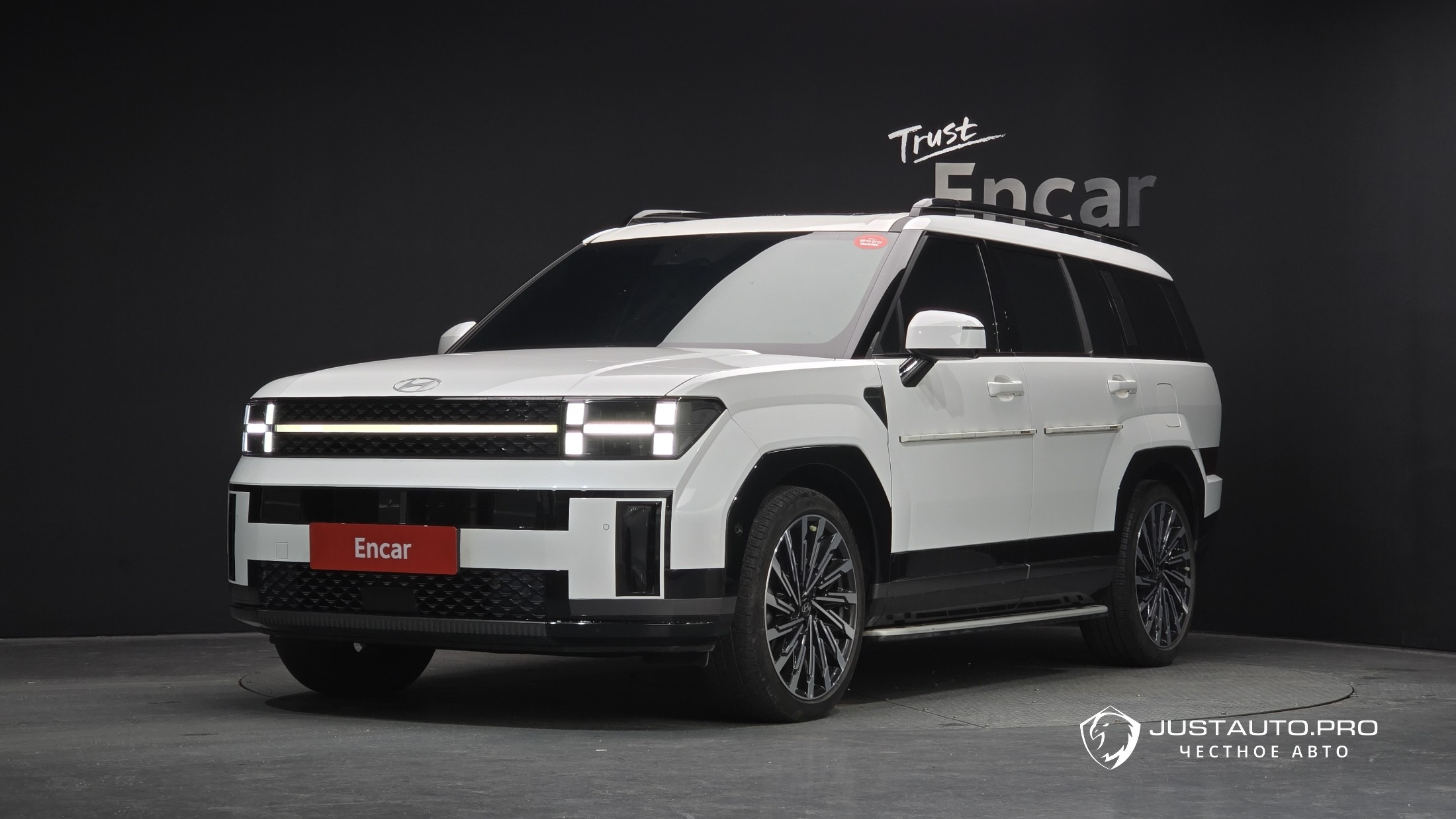 Автомобиль Hyundai Santafe