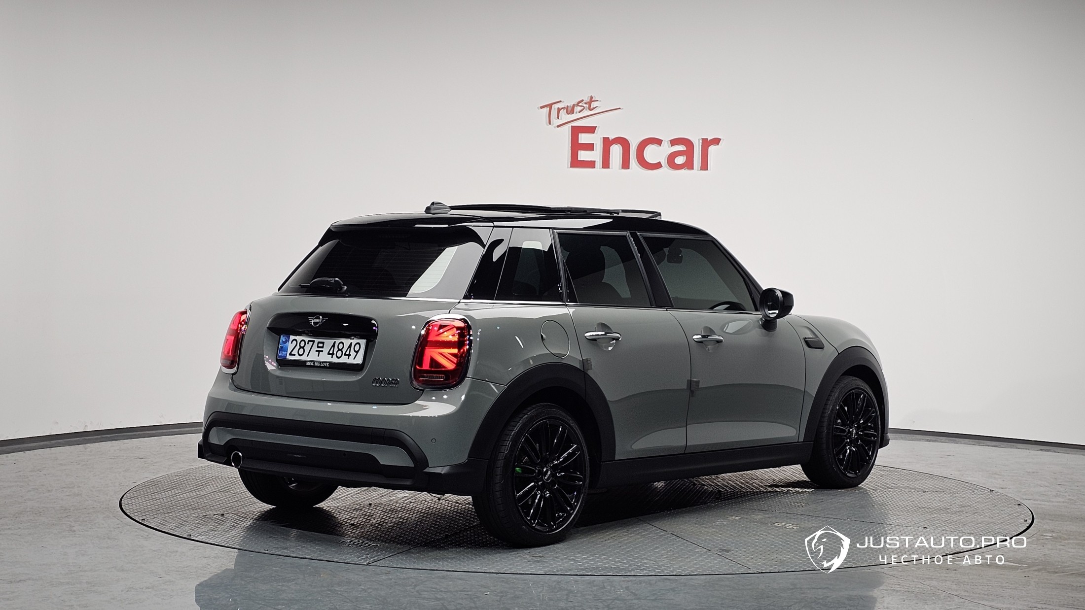 Автомобиль Mini Cooper