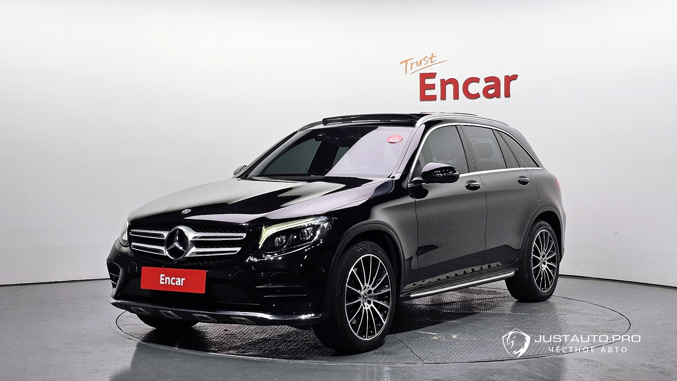 Автомобиль Mercedes-Benz GLC-Class