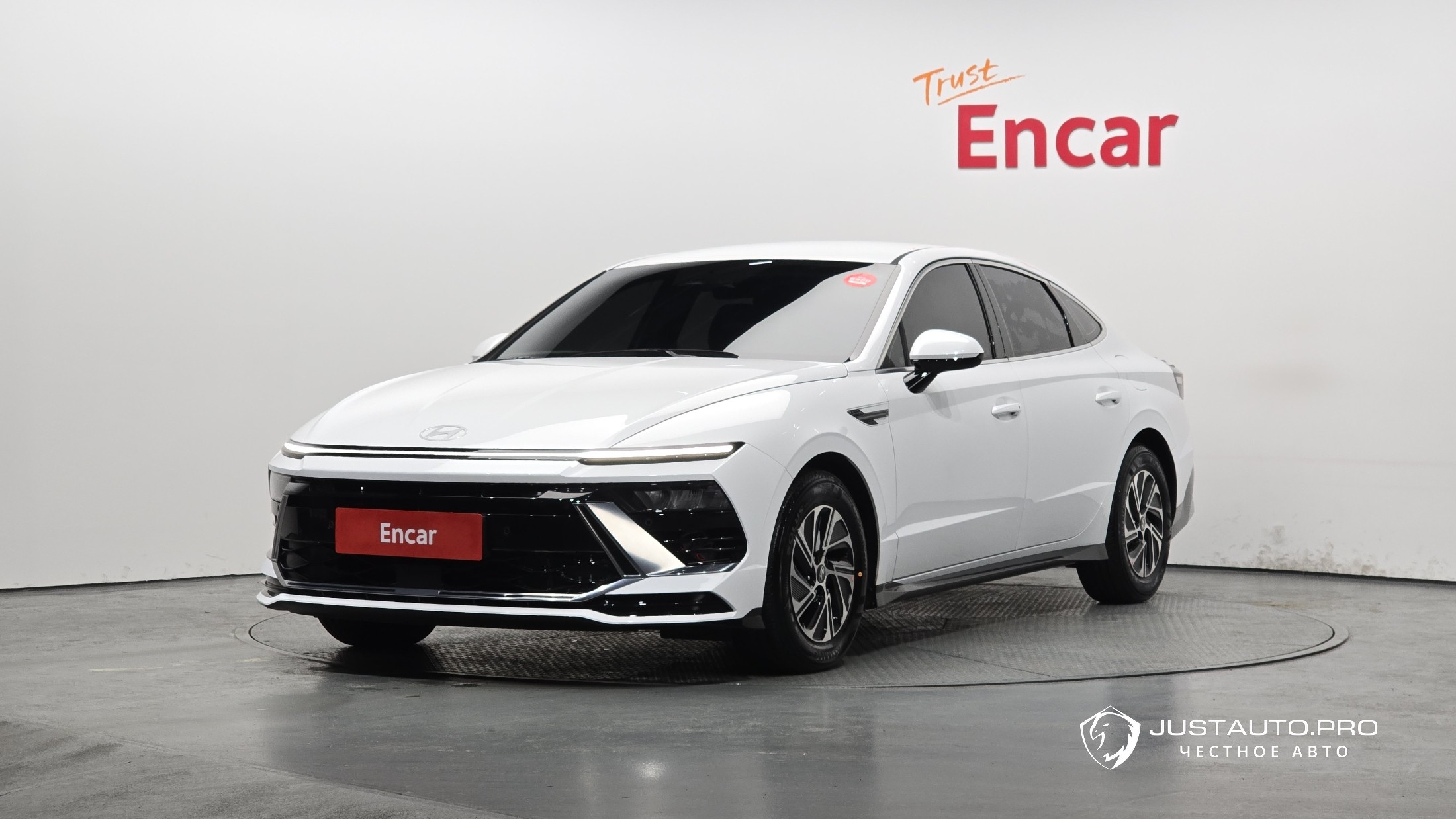 Автомобиль Hyundai Sonata