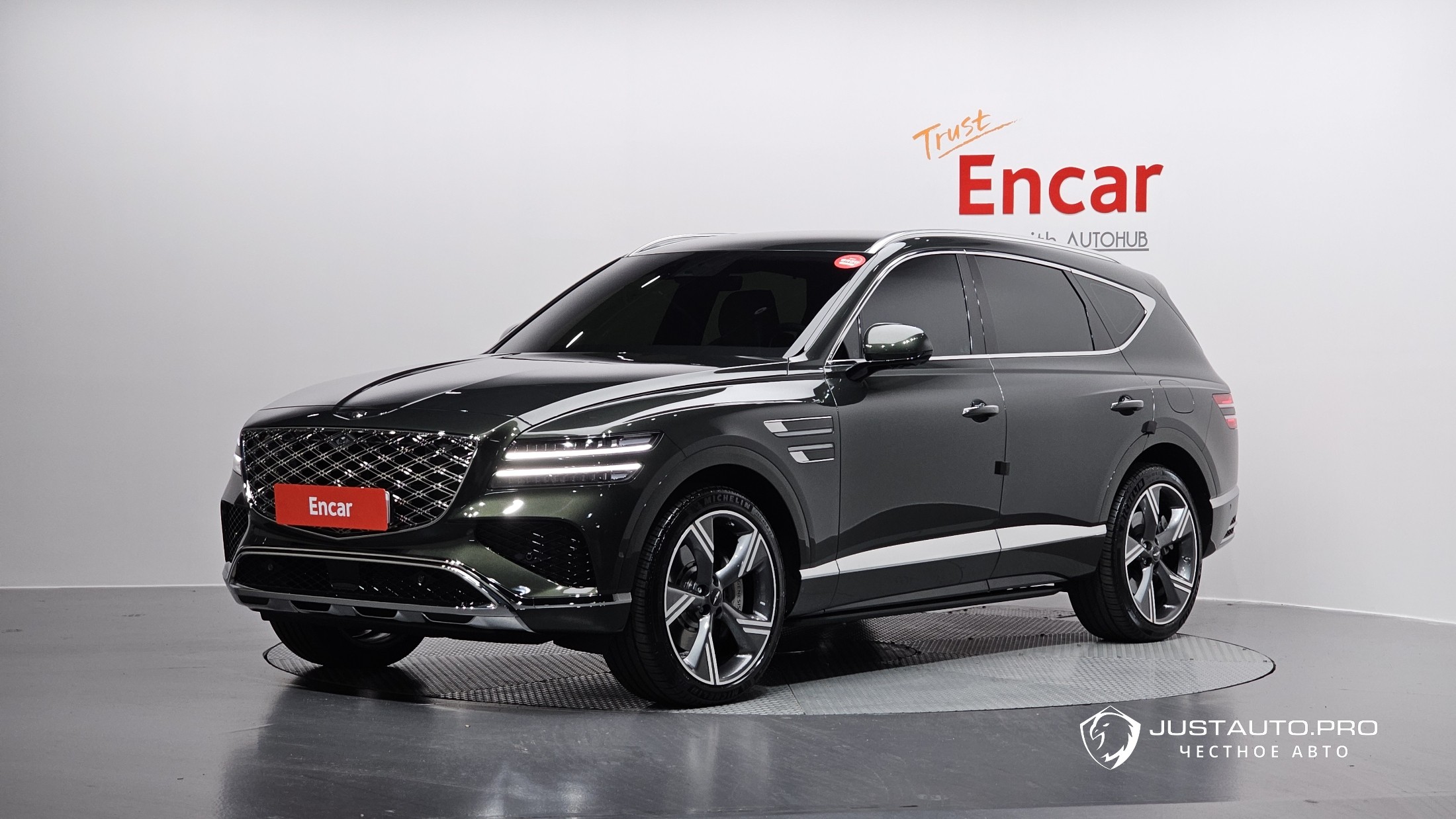 Автомобиль Genesis GV80