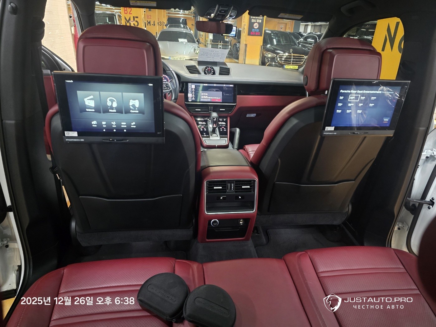 Автомобиль Porsche Cayenne