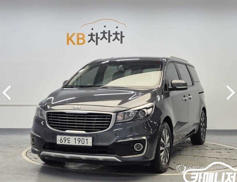 Автомобиль Kia Canival