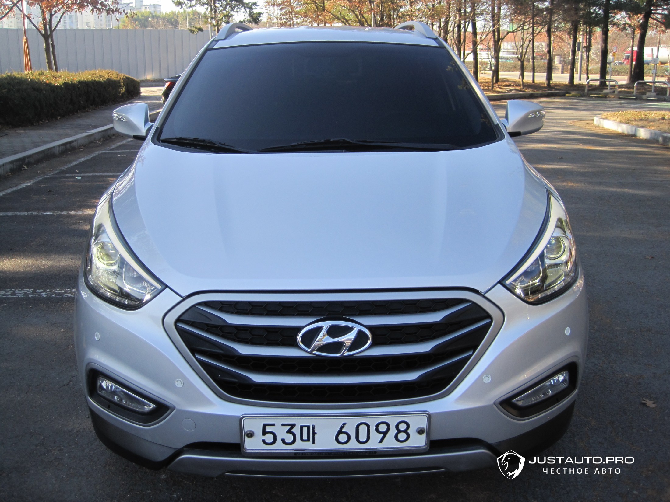 Автомобиль Hyundai Tucson