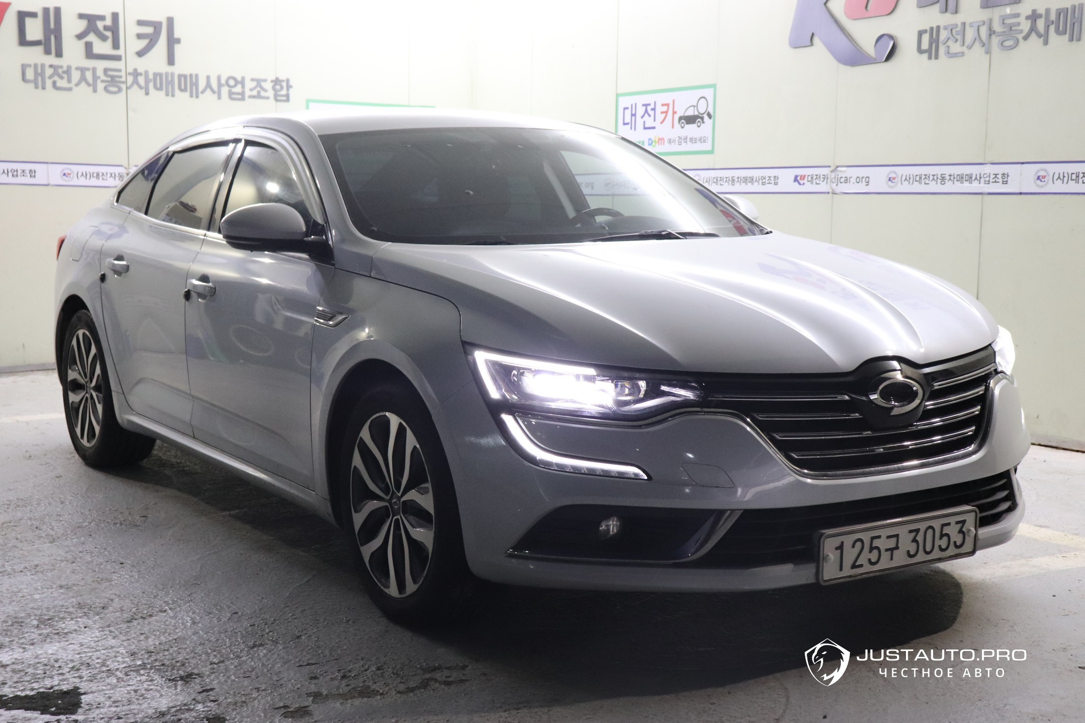 Автомобиль Renault-KoreaSamsung SM6