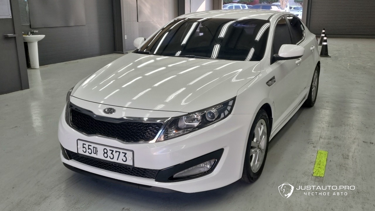 Автомобиль Kia K5