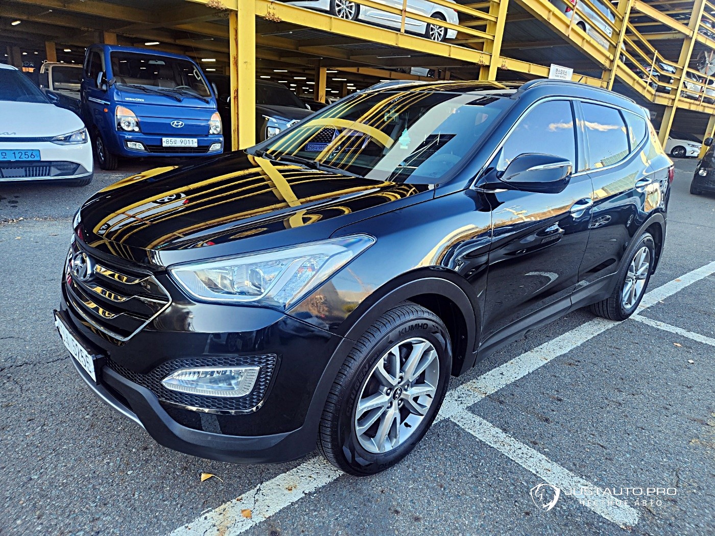 Автомобиль Hyundai Santafe