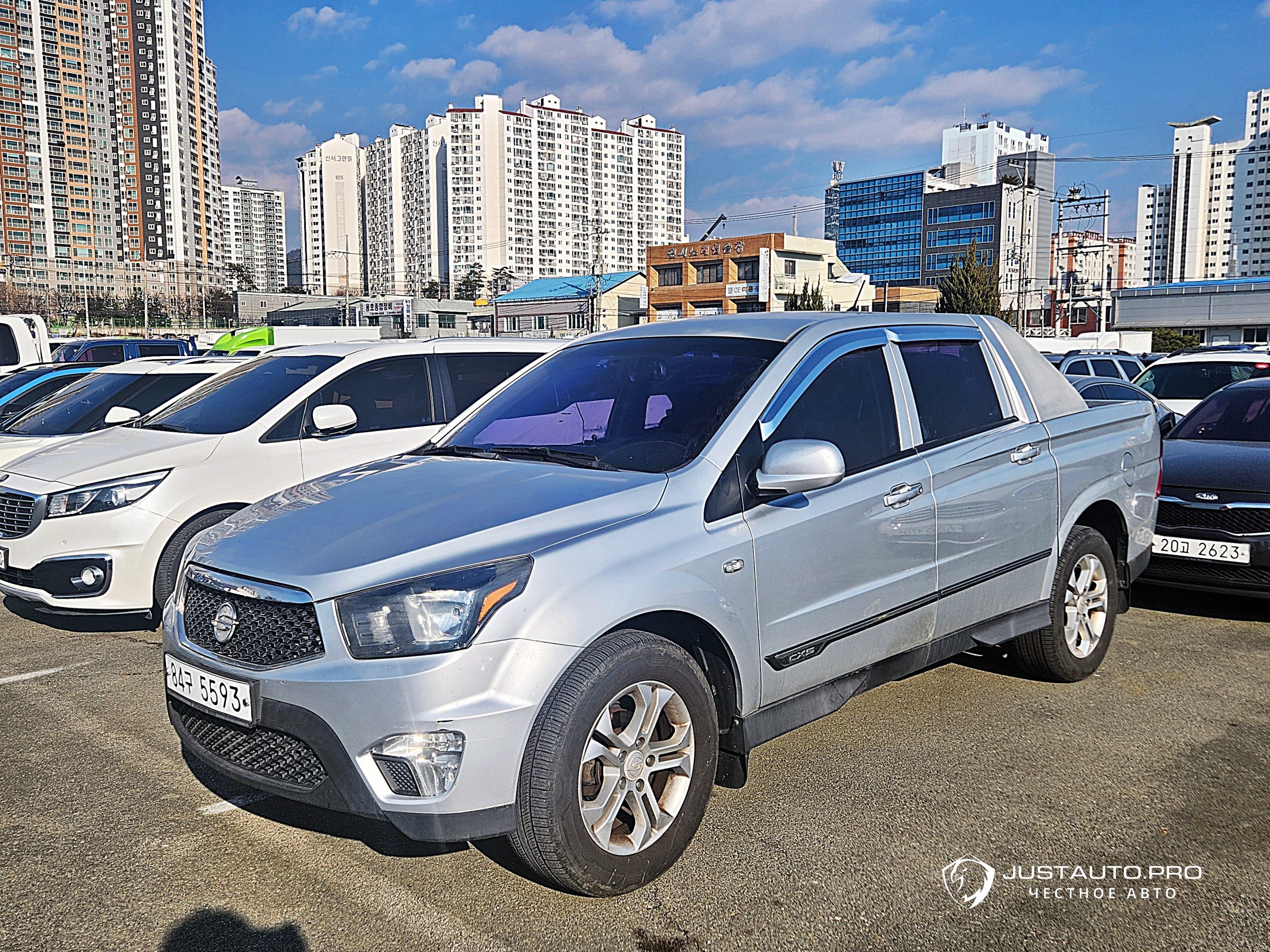 Автомобиль KG_Mobility_Ssangyong KORANDO
