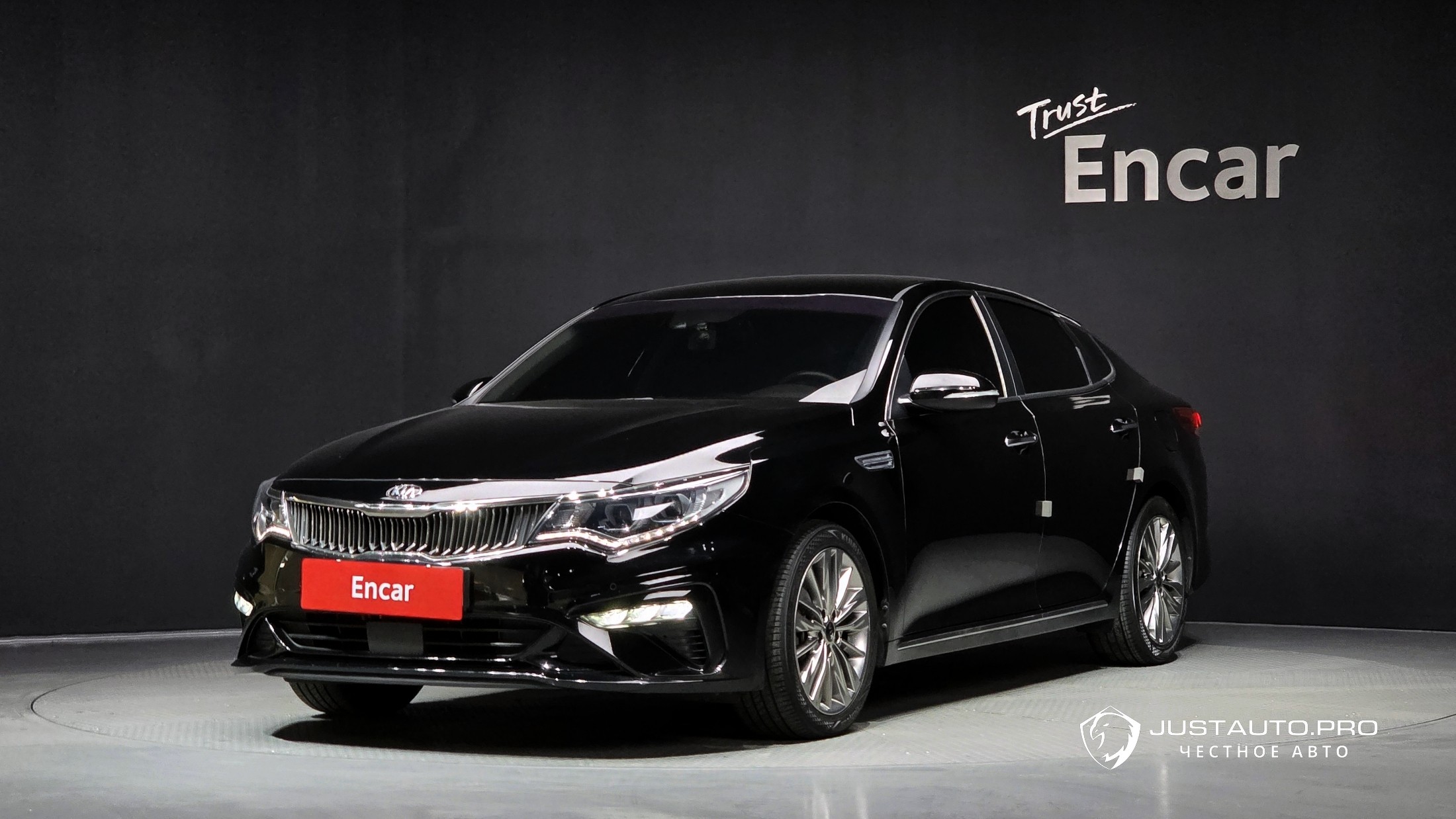 Автомобиль Kia K5