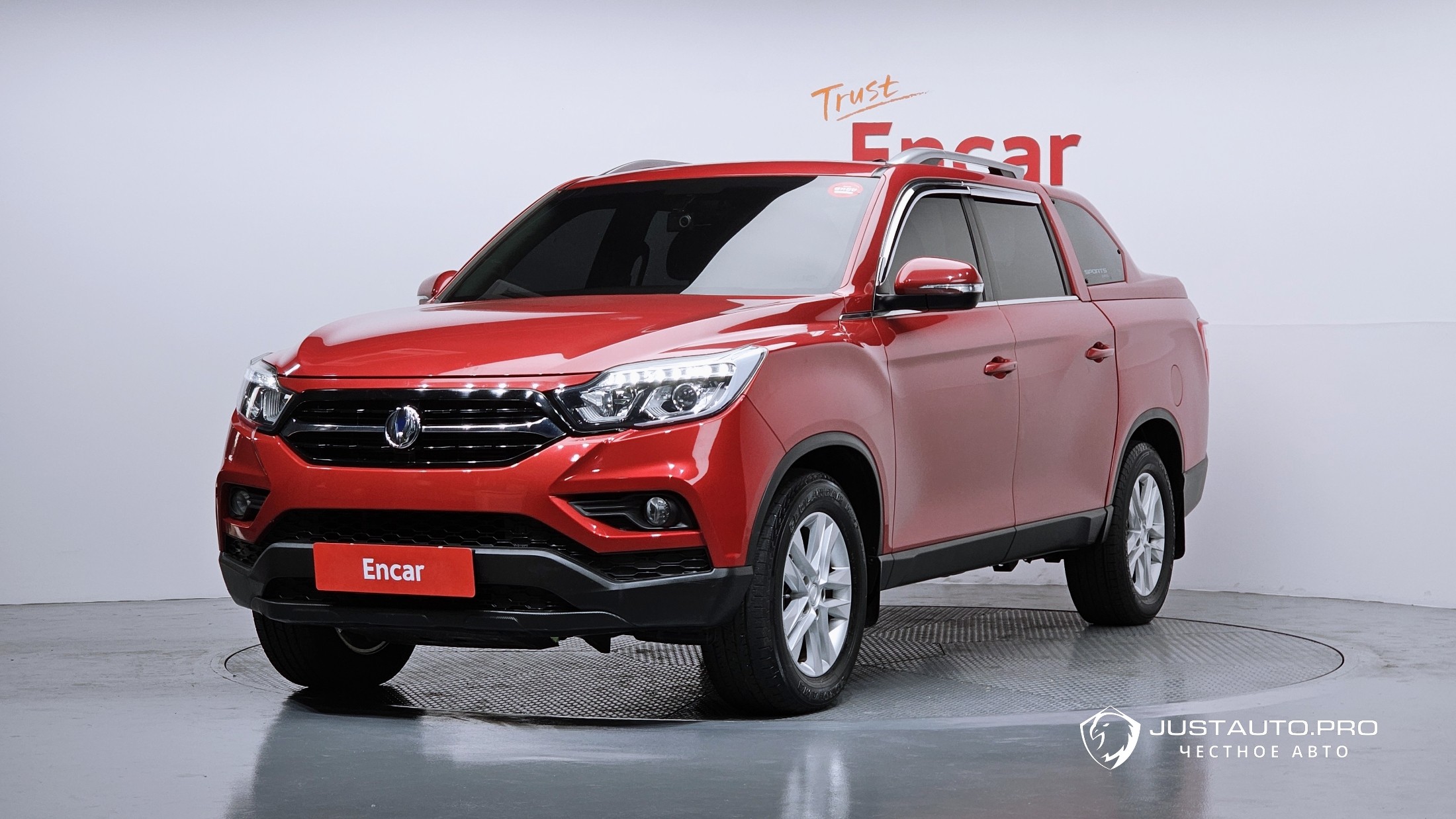 Автомобиль KG_Mobility_Ssangyong Rexton