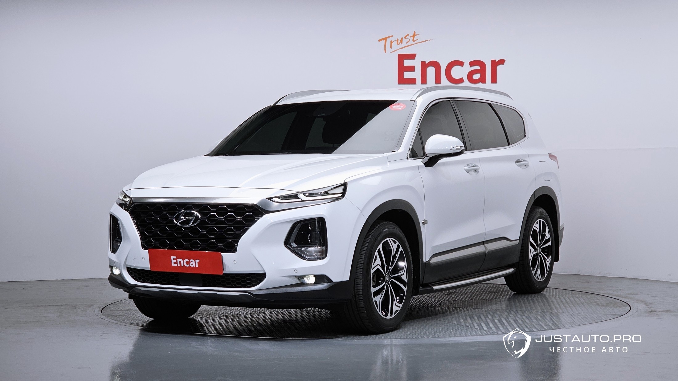 Автомобиль Hyundai Santafe