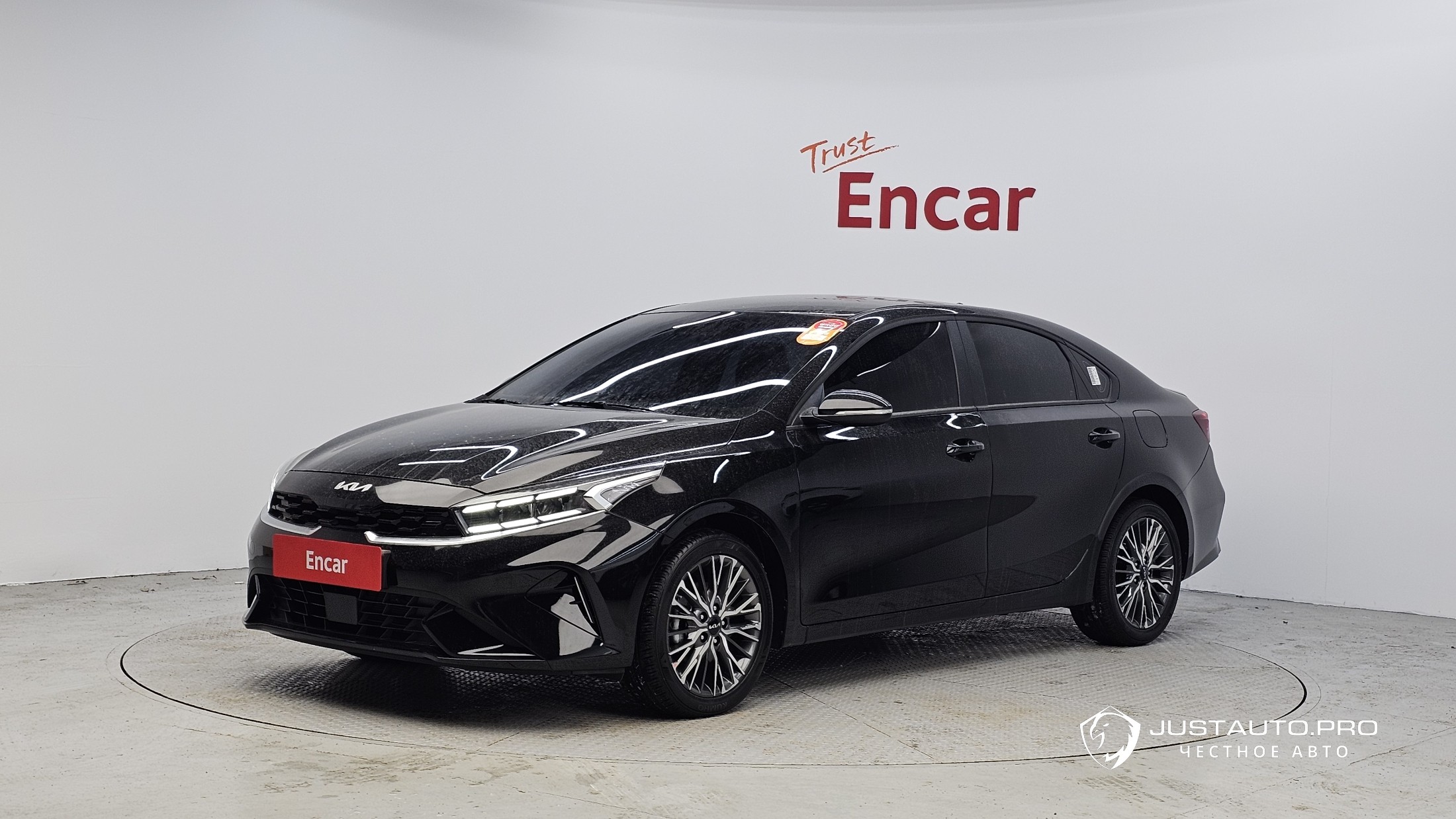 Автомобиль Kia K3