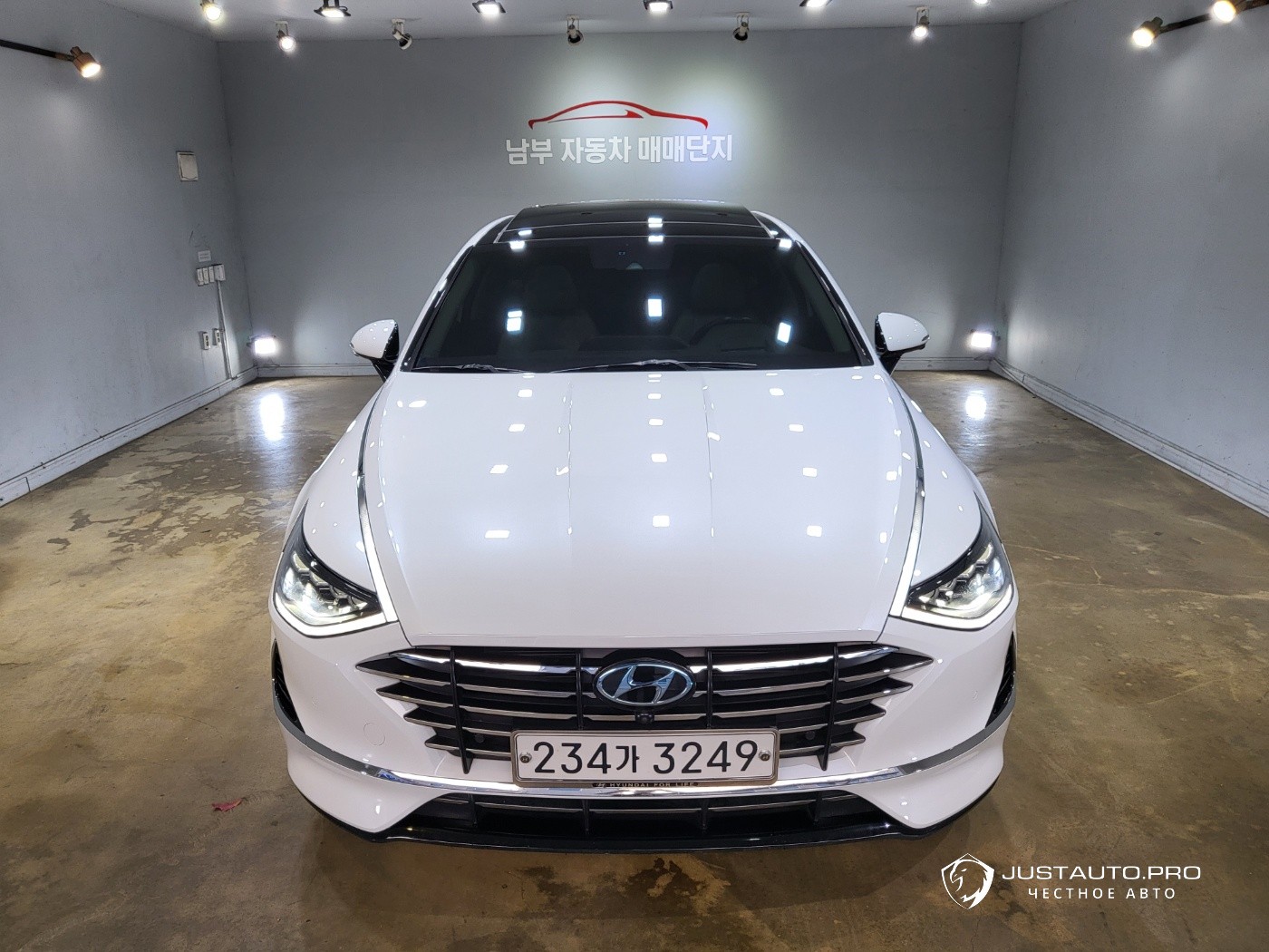 Автомобиль Hyundai Sonata