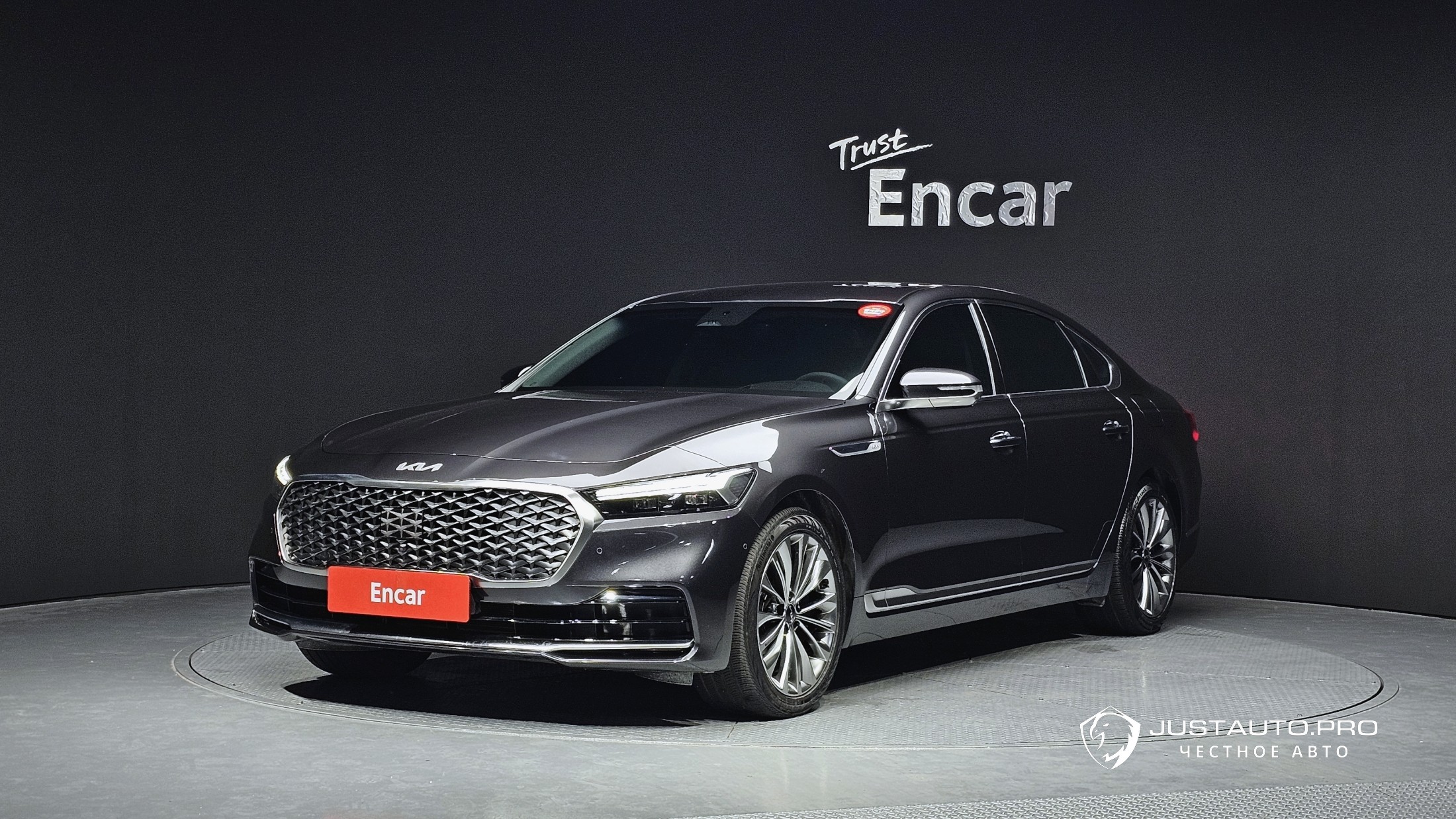 Автомобиль Kia K9