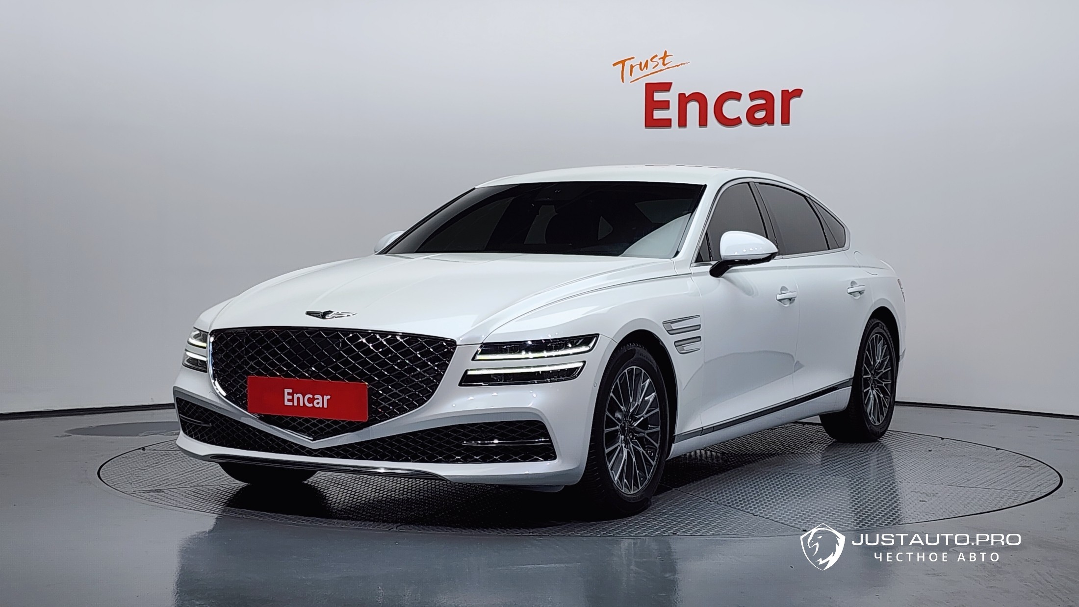 Автомобиль Genesis G80