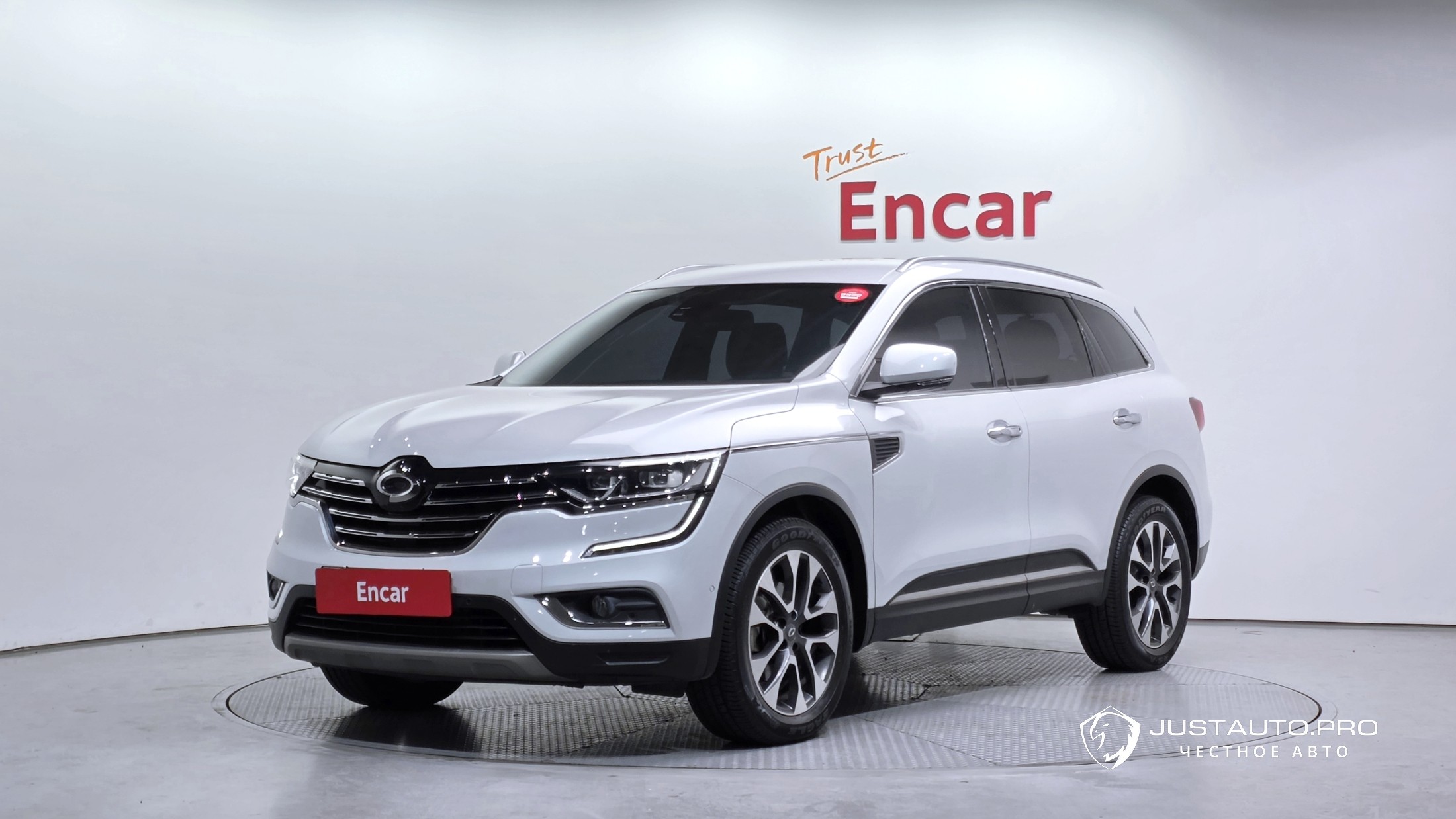 Автомобиль Renault-KoreaSamsung QM6