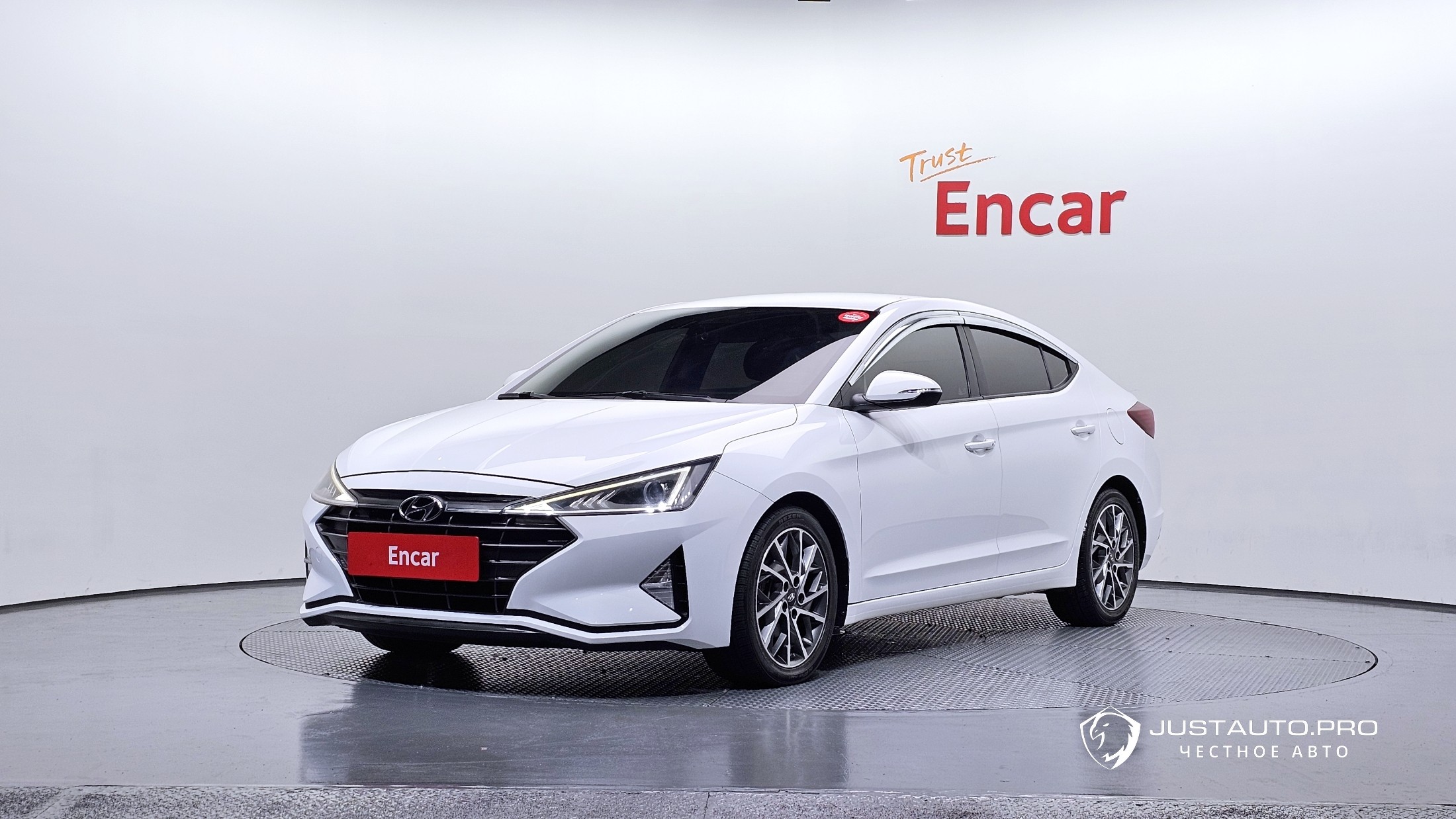 Автомобиль Hyundai AVANTE