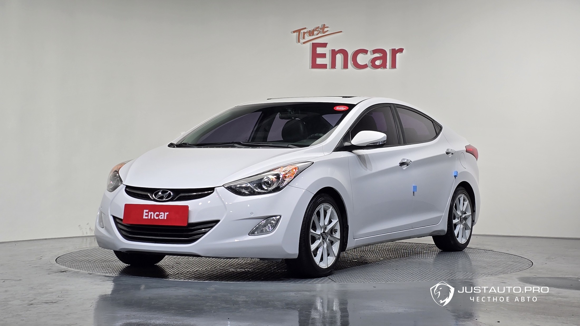 Автомобиль Hyundai AVANTE