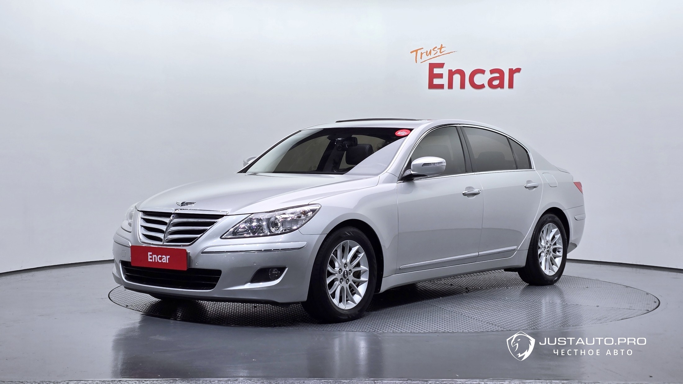 Автомобиль Hyundai Genesis