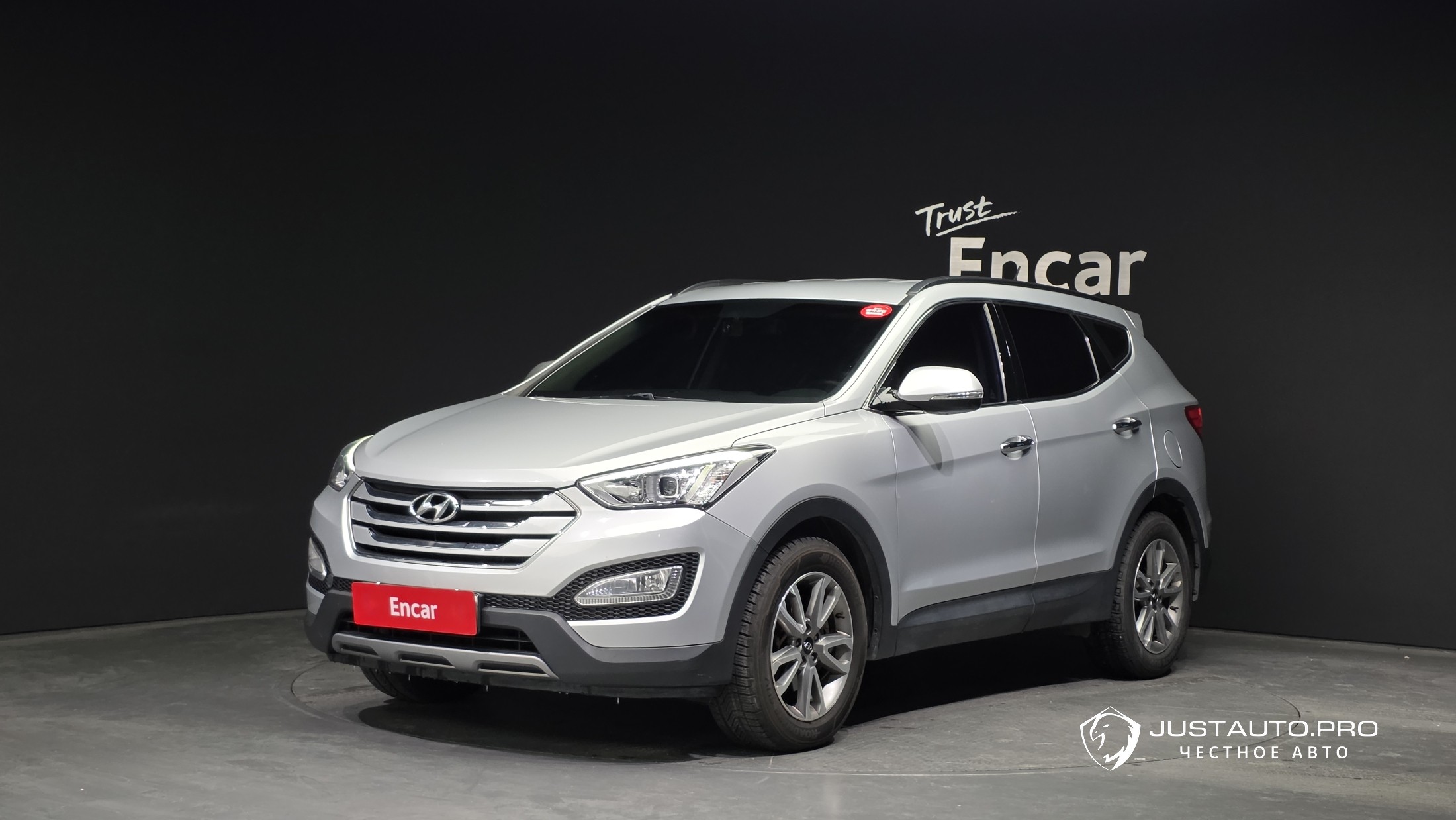 Автомобиль Hyundai Santafe