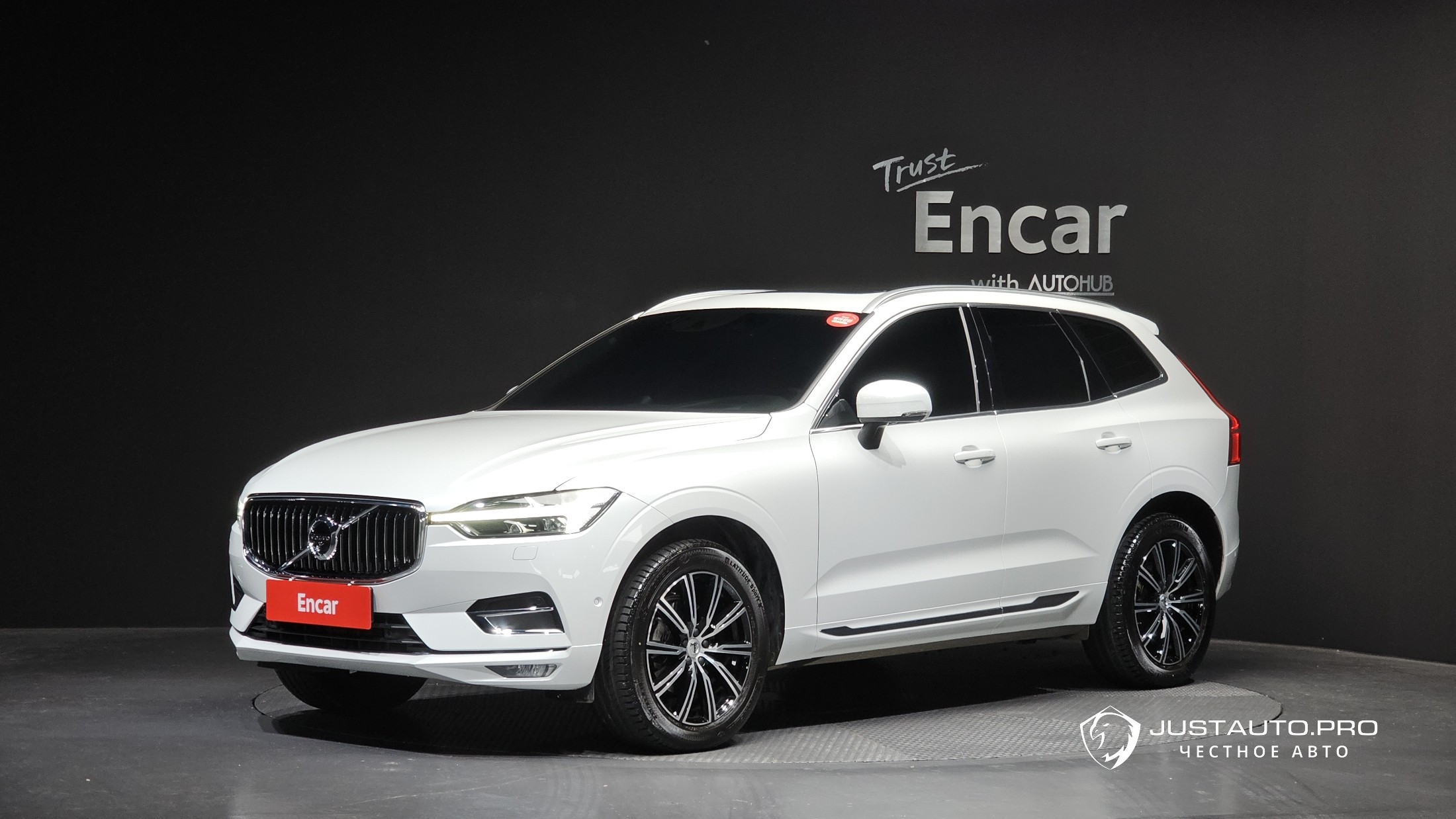 Автомобиль Volvo XC60