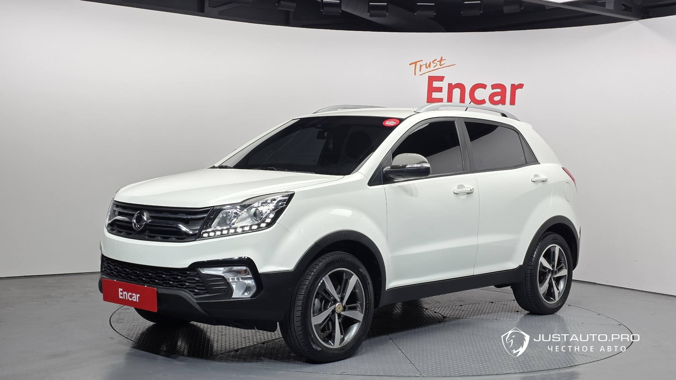 Автомобиль KG_Mobility_Ssangyong KORANDO