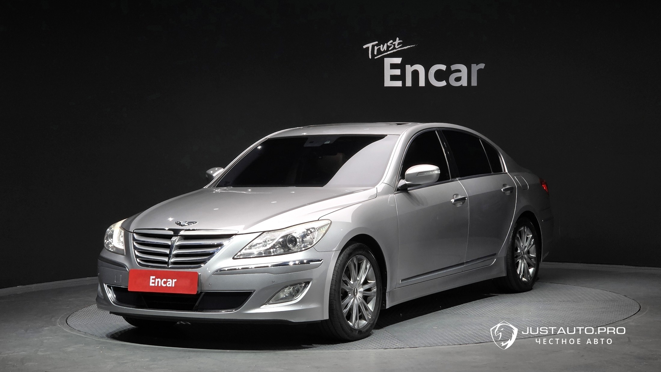 Автомобиль Hyundai Genesis