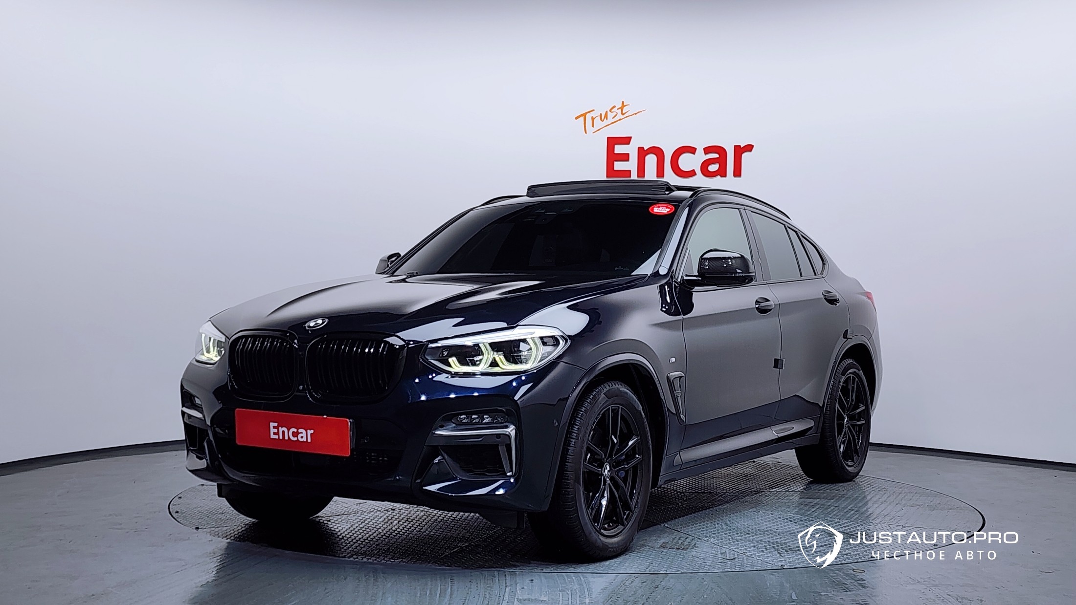 Автомобиль BMW X4