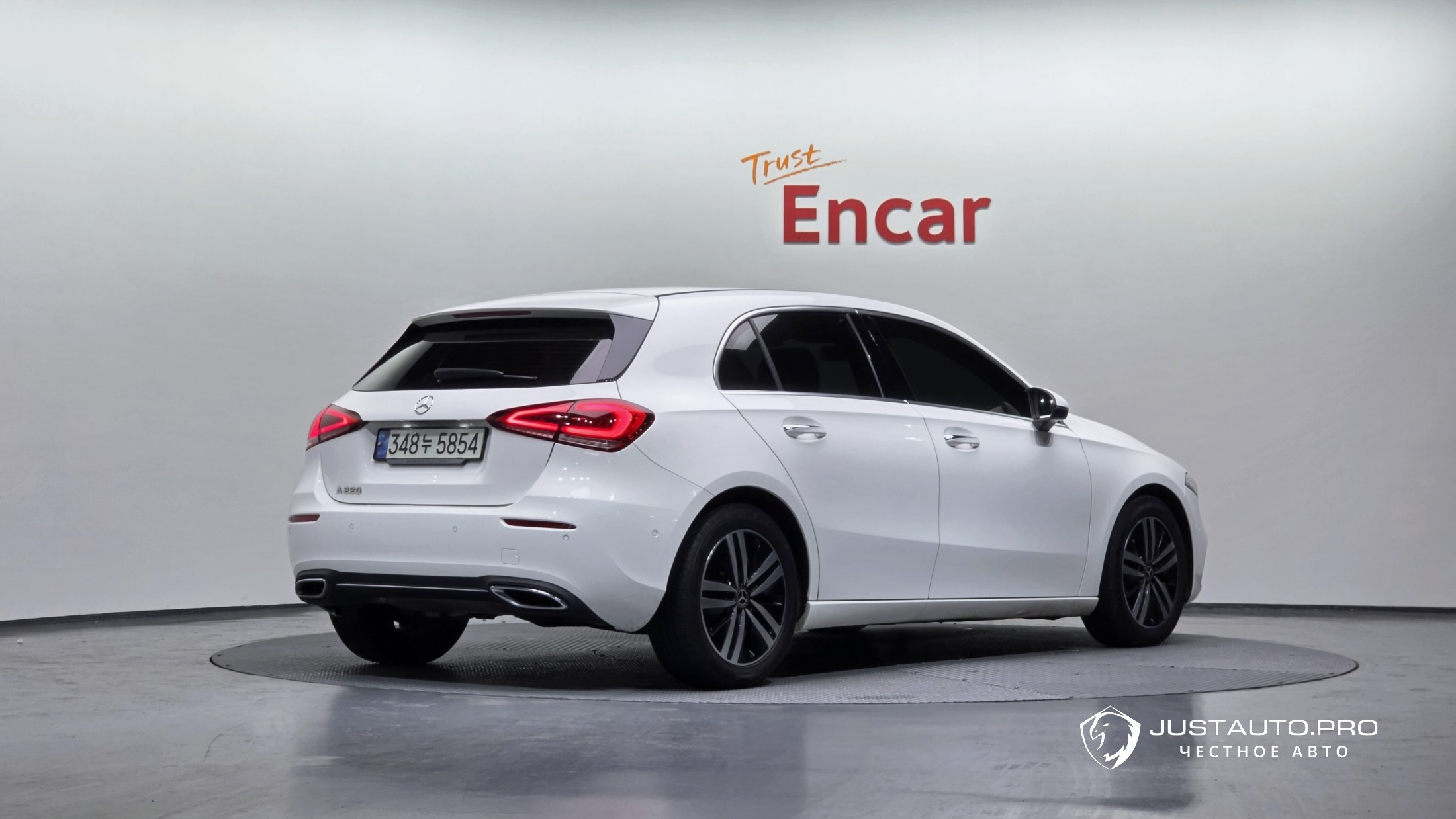 Автомобиль Mercedes-Benz A-Class