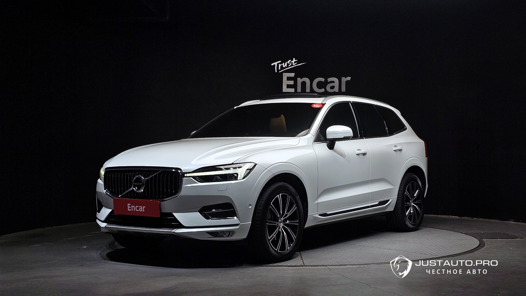 Автомобиль Volvo XC60