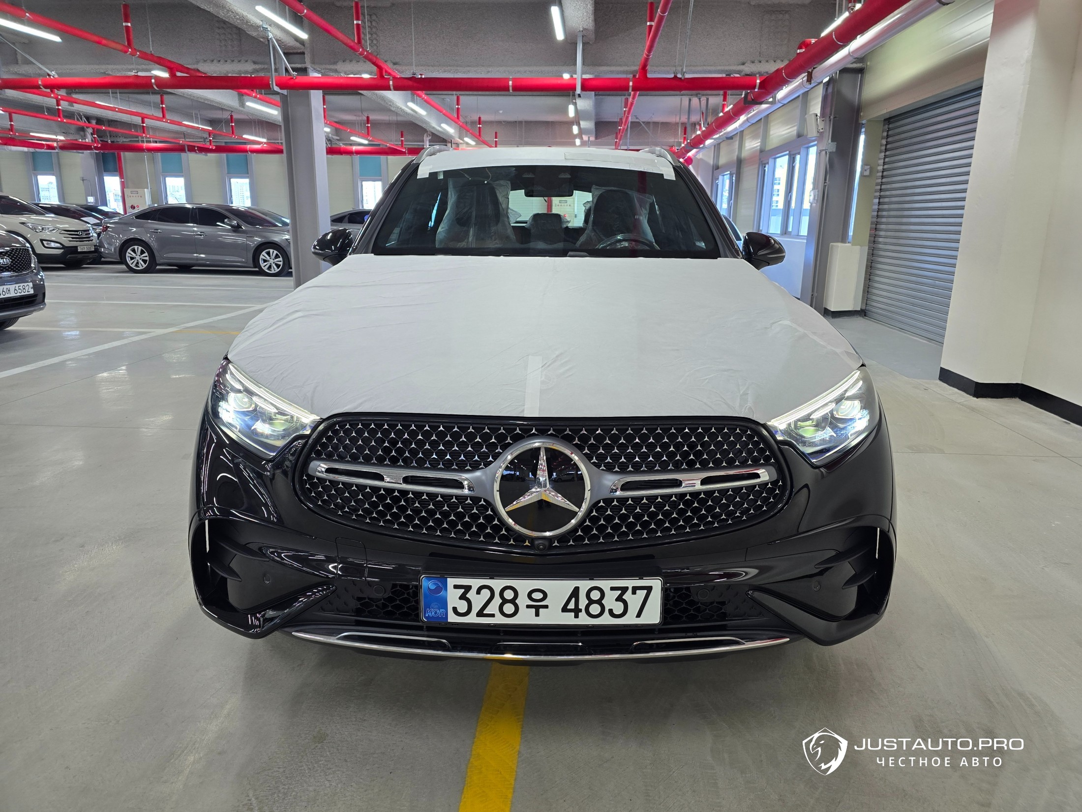 Автомобиль Mercedes-Benz GLC-Class