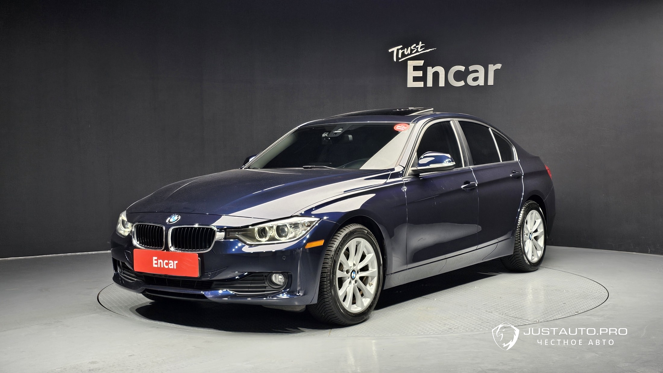 Автомобиль BMW 3-Series