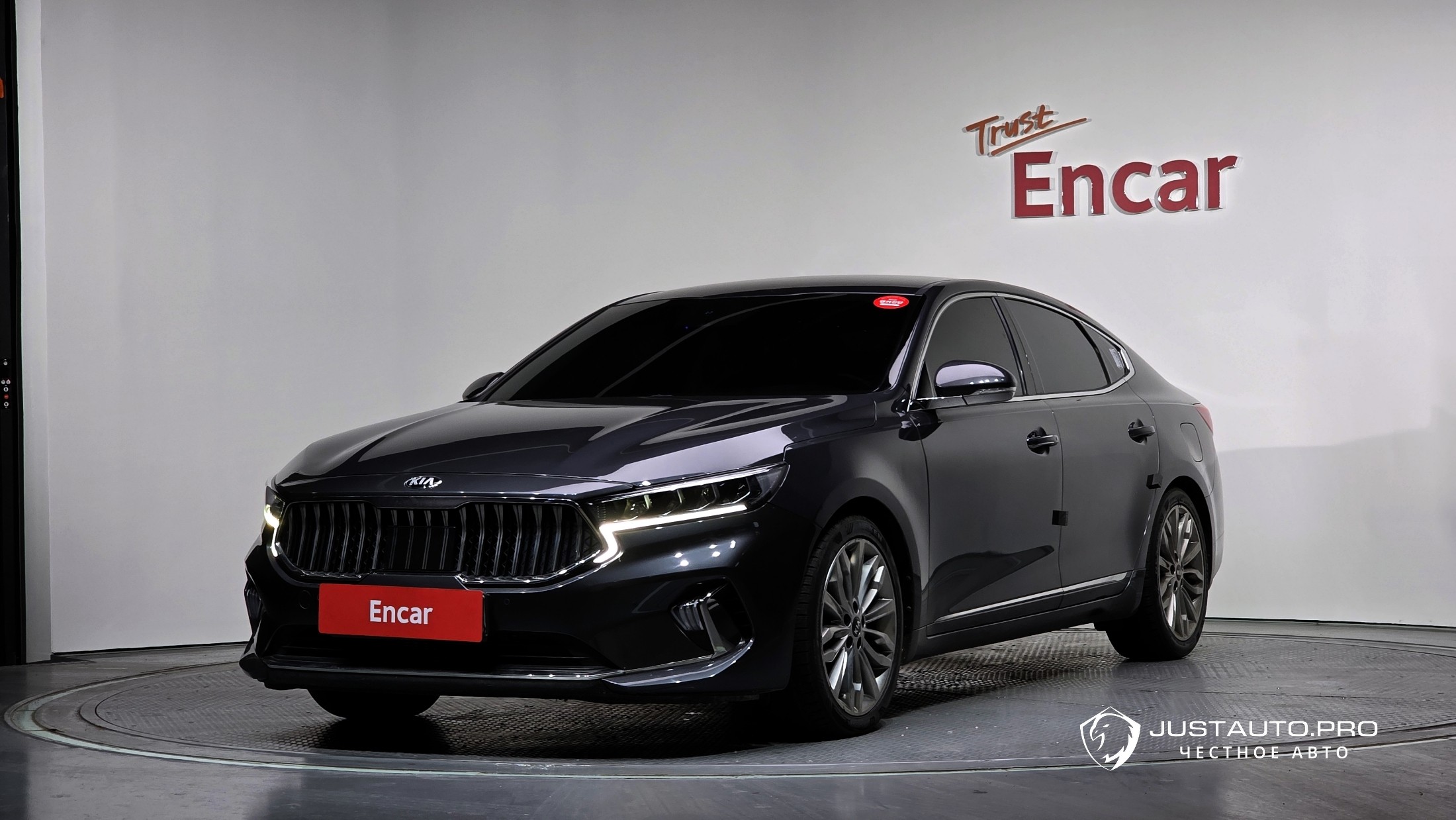 Автомобиль Kia K7