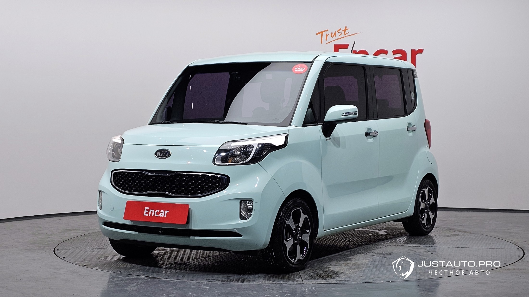 Автомобиль Kia RAY