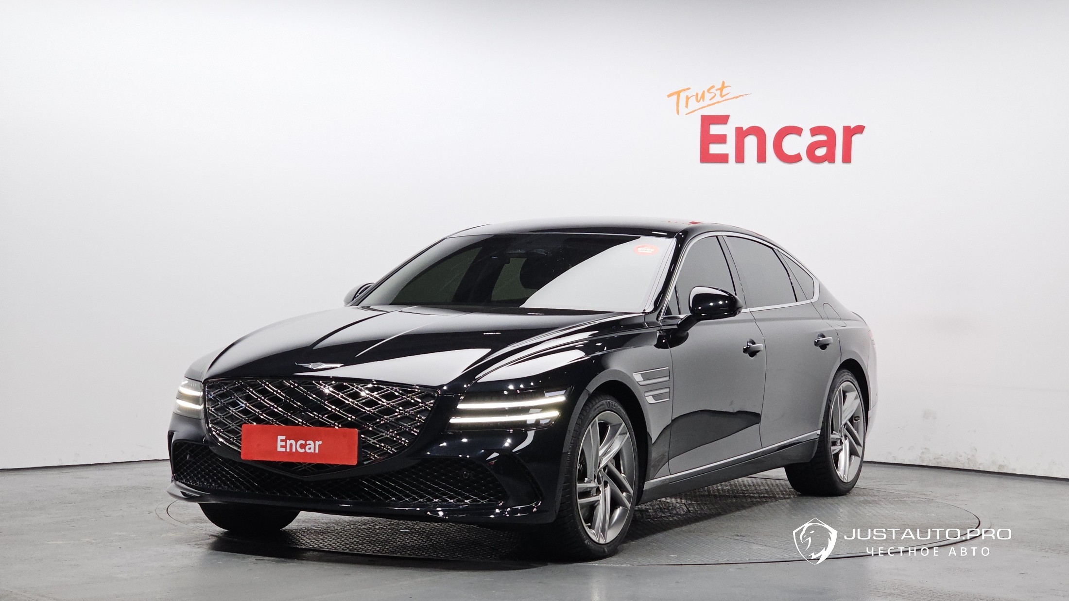 Автомобиль Genesis G80