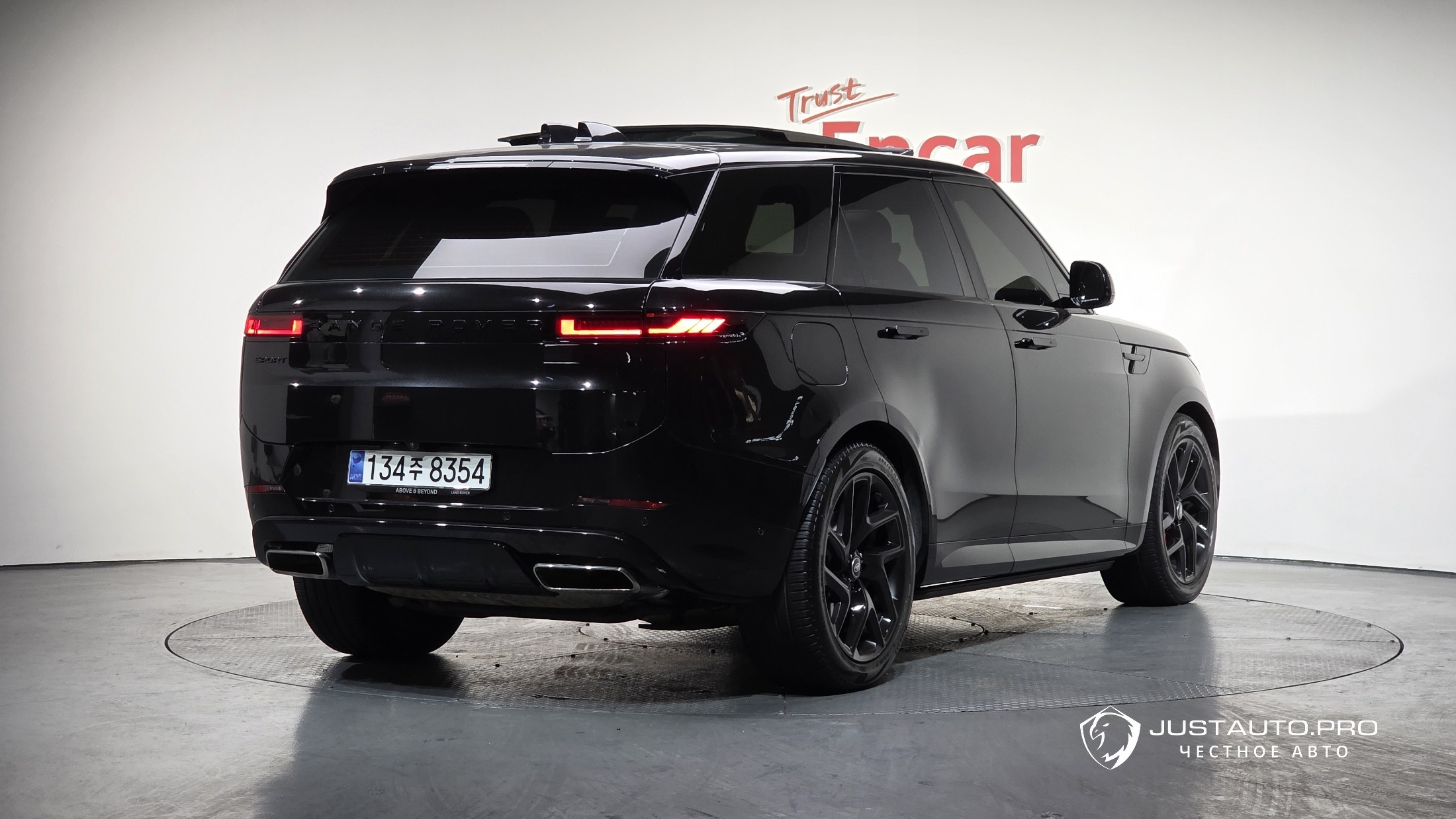 Автомобиль Land Rover Range Rover Sport