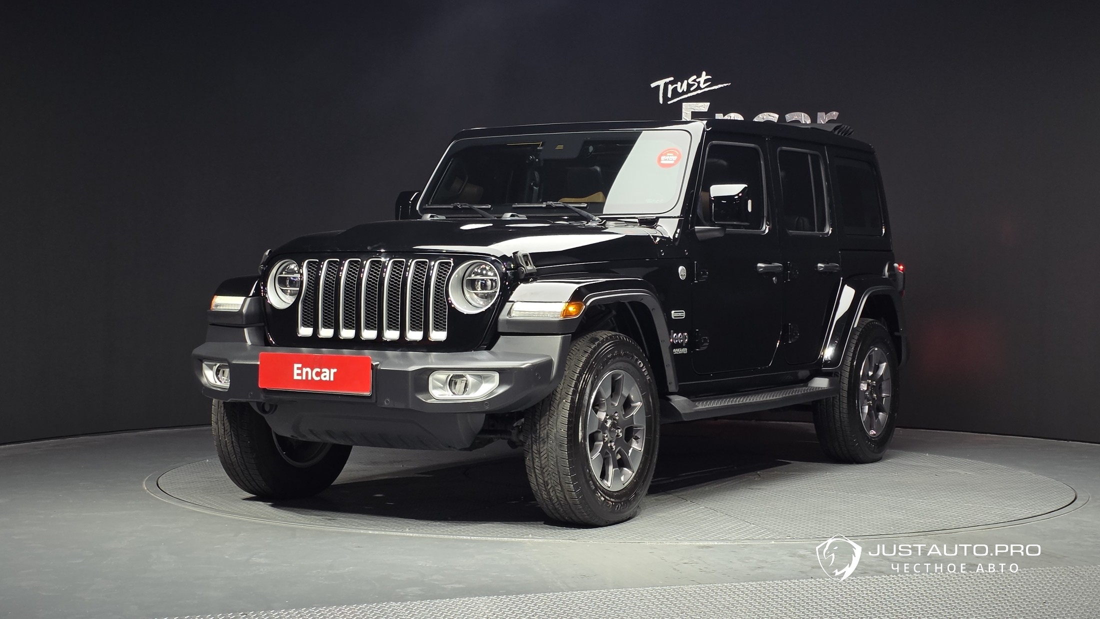 Автомобиль Jeep Wrangler