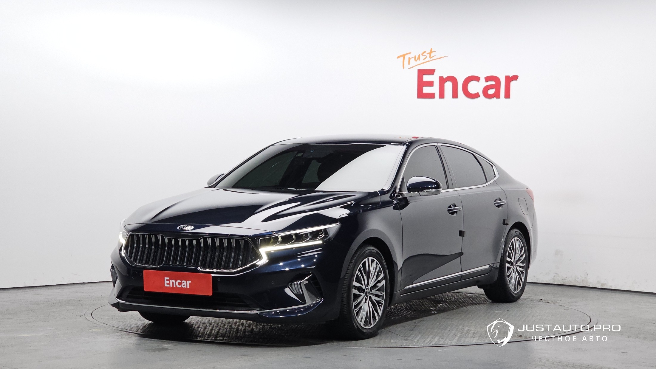 Автомобиль Kia K7