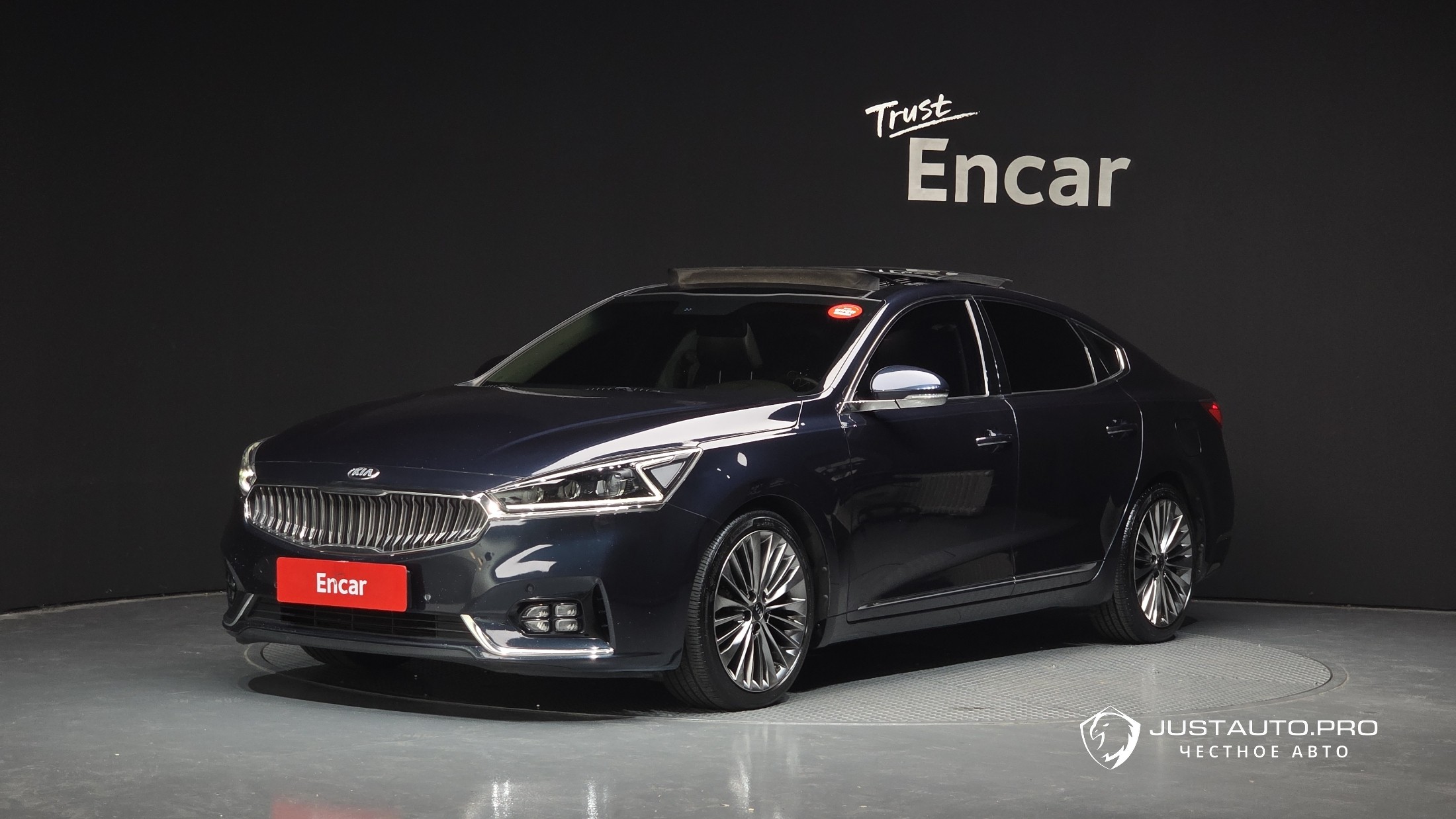 Автомобиль Kia K7