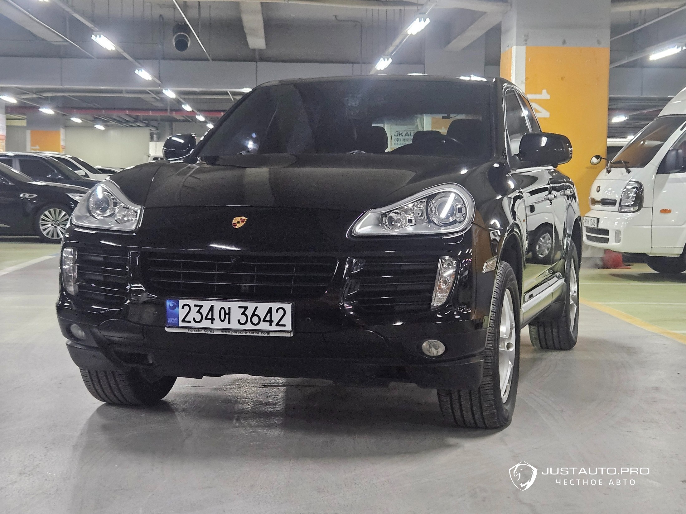 Автомобиль Porsche Cayenne