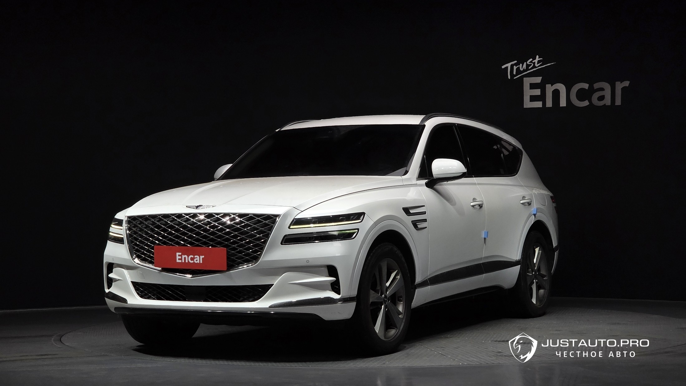 Автомобиль Genesis GV80