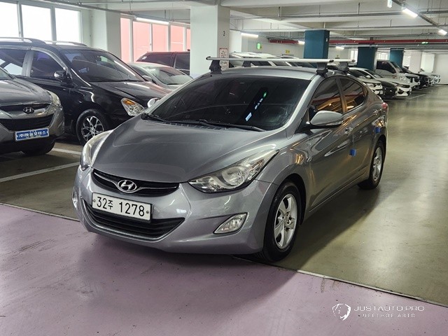 Автомобиль Hyundai AVANTE
