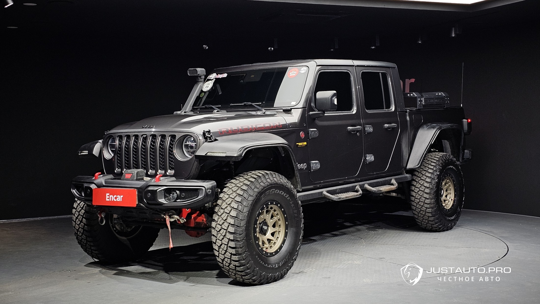 Автомобиль Jeep Gladiator