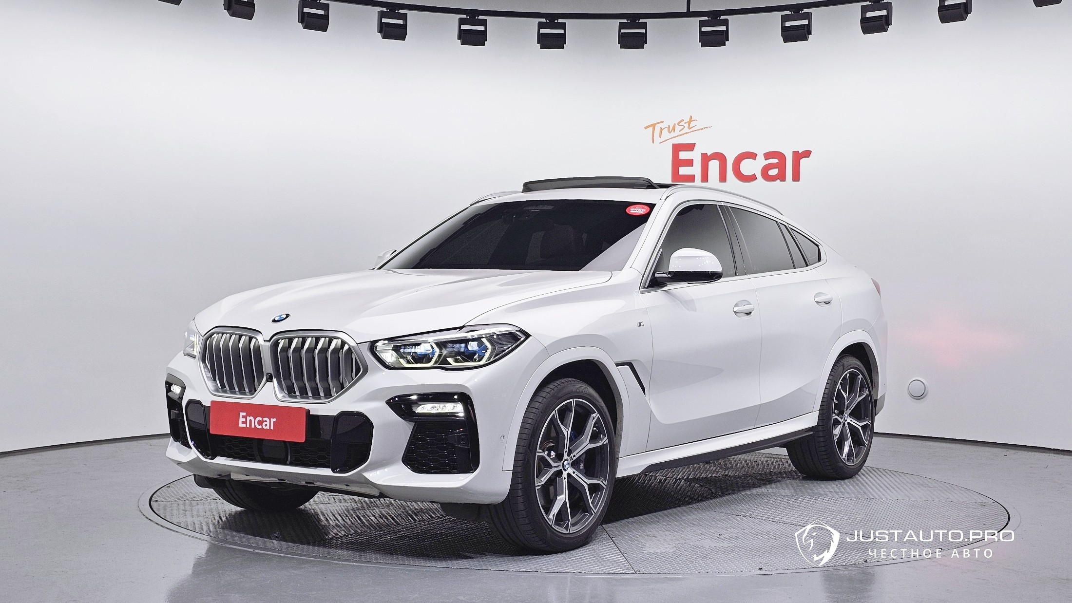 Автомобиль BMW X6