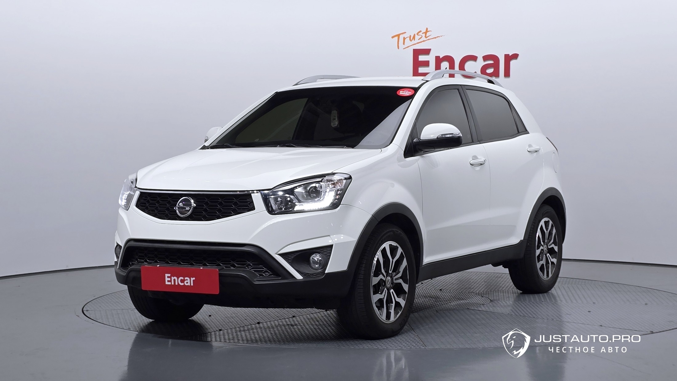 Автомобиль KG_Mobility_Ssangyong KORANDO