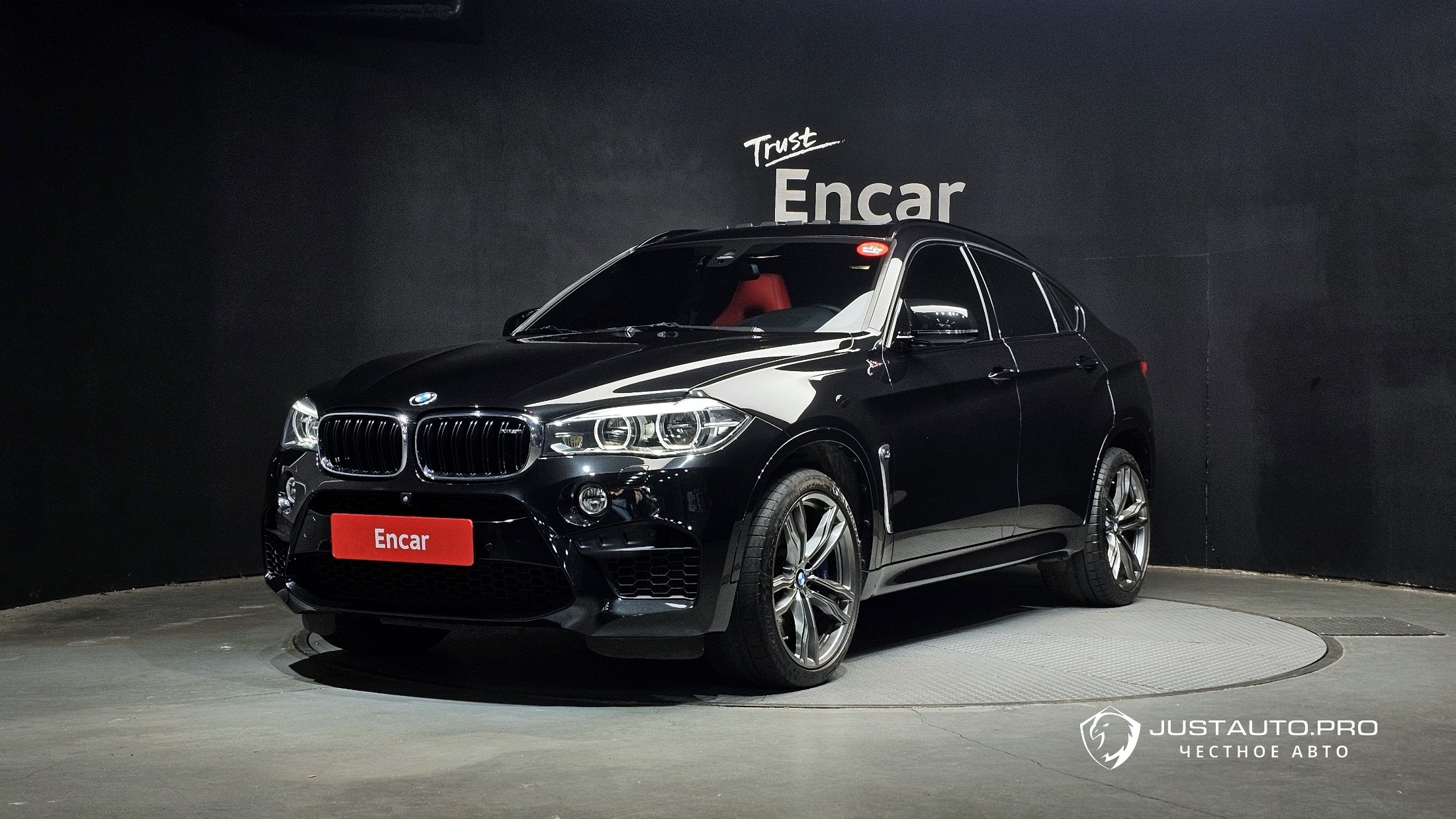 Автомобиль BMW X6M