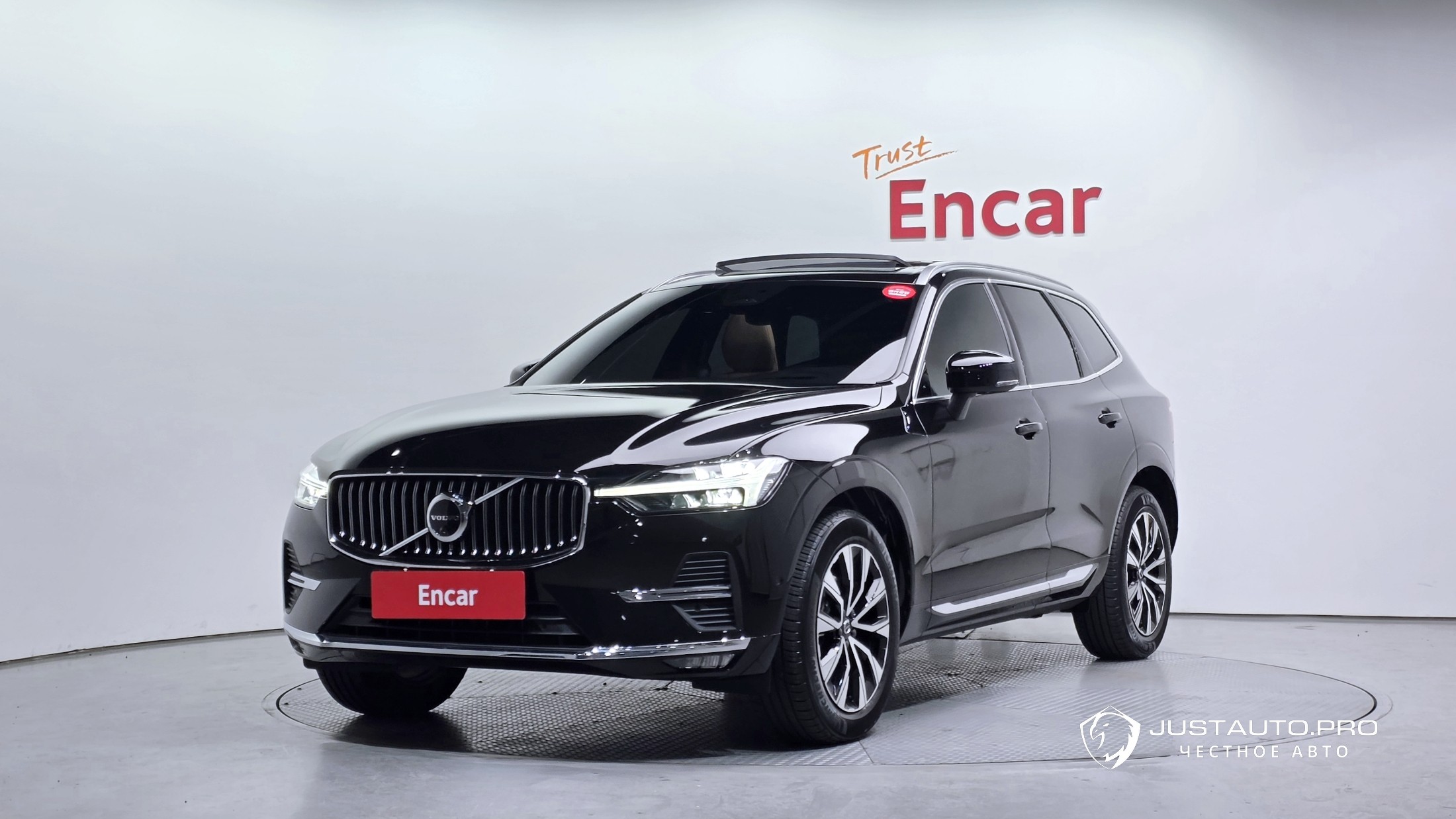 Автомобиль Volvo XC60