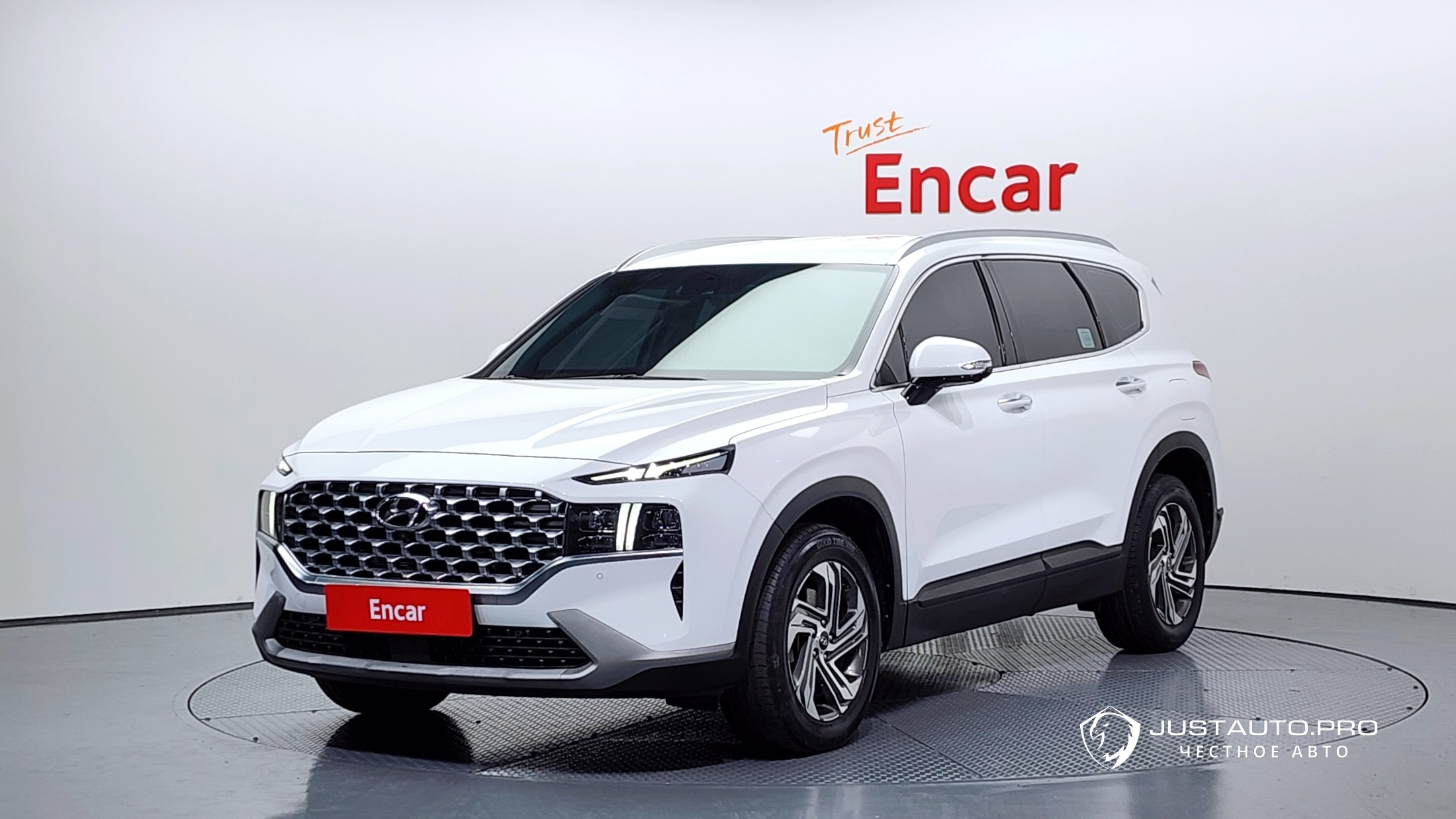 Автомобиль Hyundai Santafe